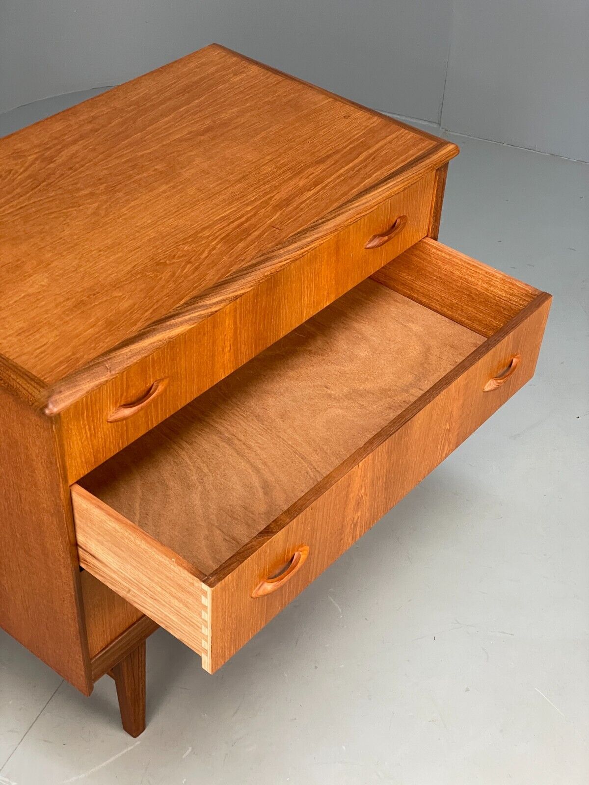 Vintage Teak Chest Of Drawers Compact Mid Century Design Storage EB9414 MWOO - UKDK FURNITURE
