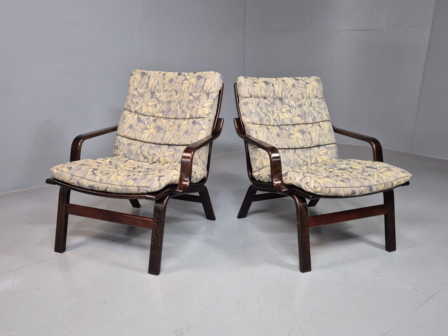2 Vintage Danish Lounge Chairs Blue Floral Bentwood Retro 1980s MCM EB8337 MBEN - UKDK FURNITURE
