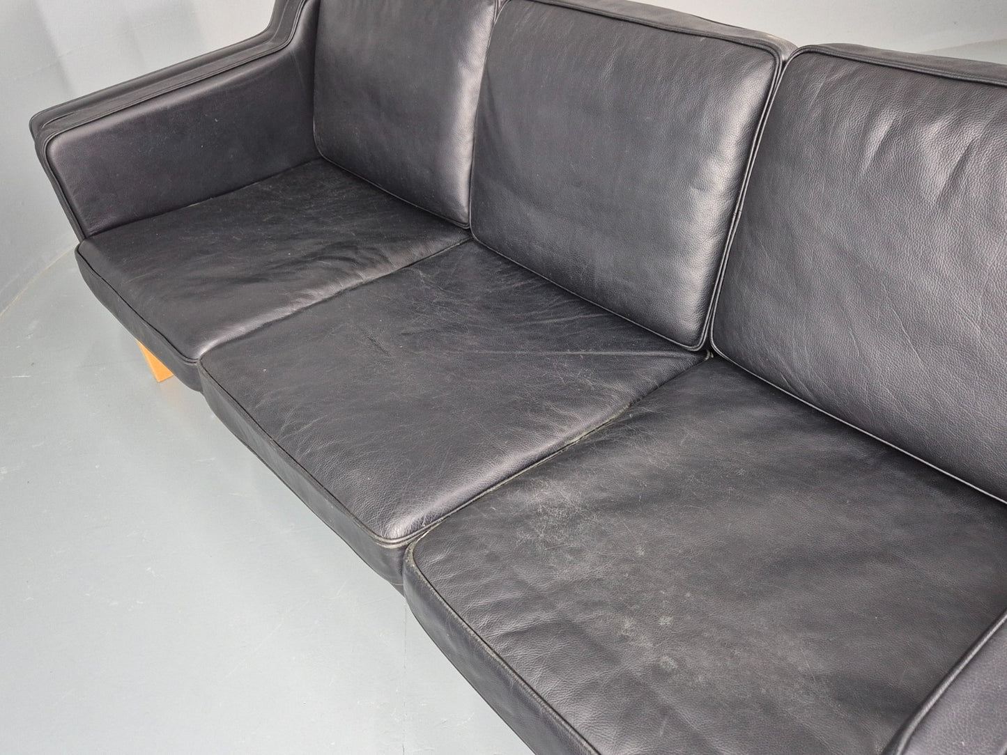 Vintage 3 Seat Sofa Danish Black Leather Mid Century Retro 1980s EB10476 M3SS23
