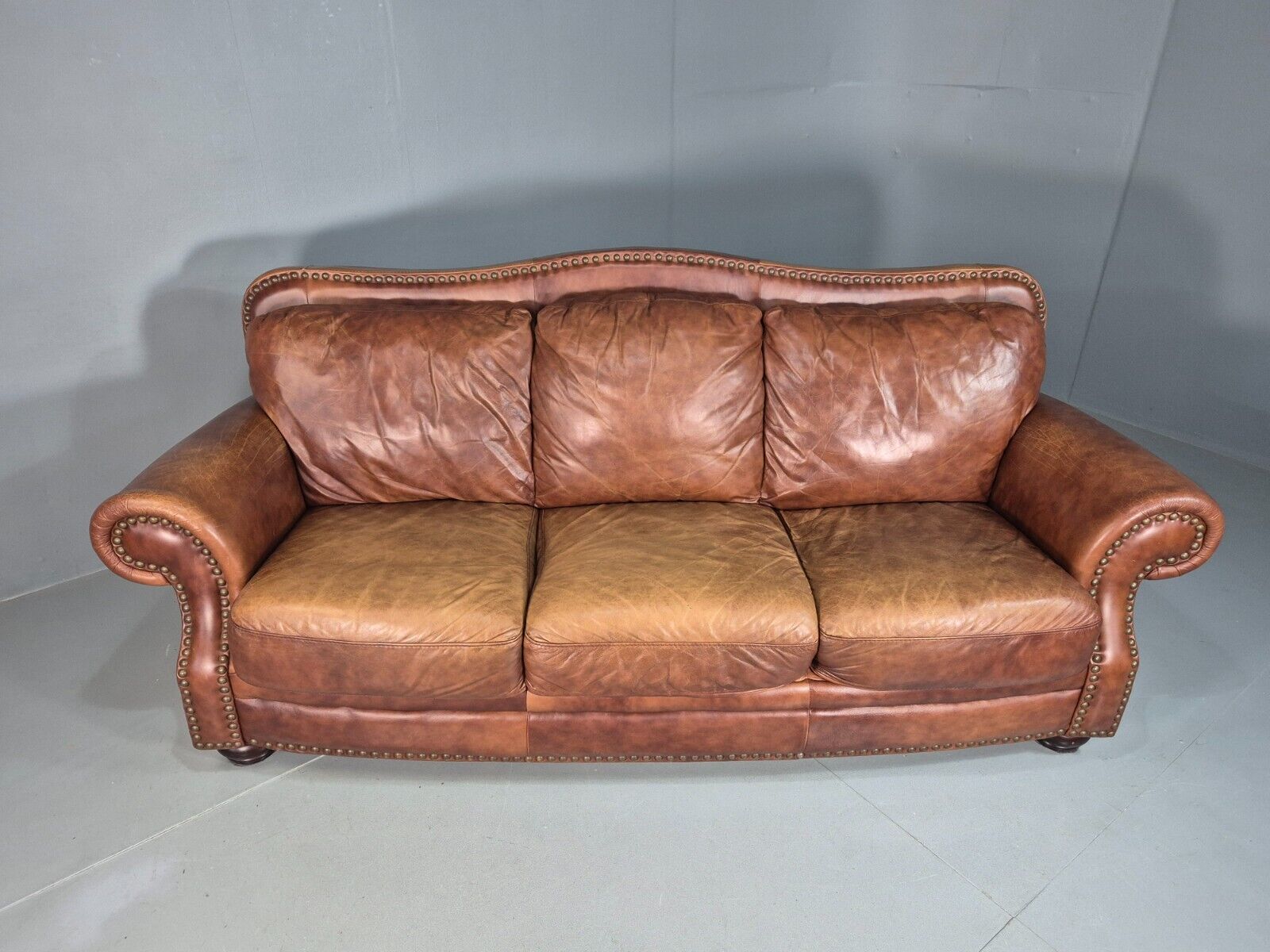 Vintage 3 Seat Sofa Brown Leather Traditional Club Style EB8313 VCHE - UKDK FURNITURE