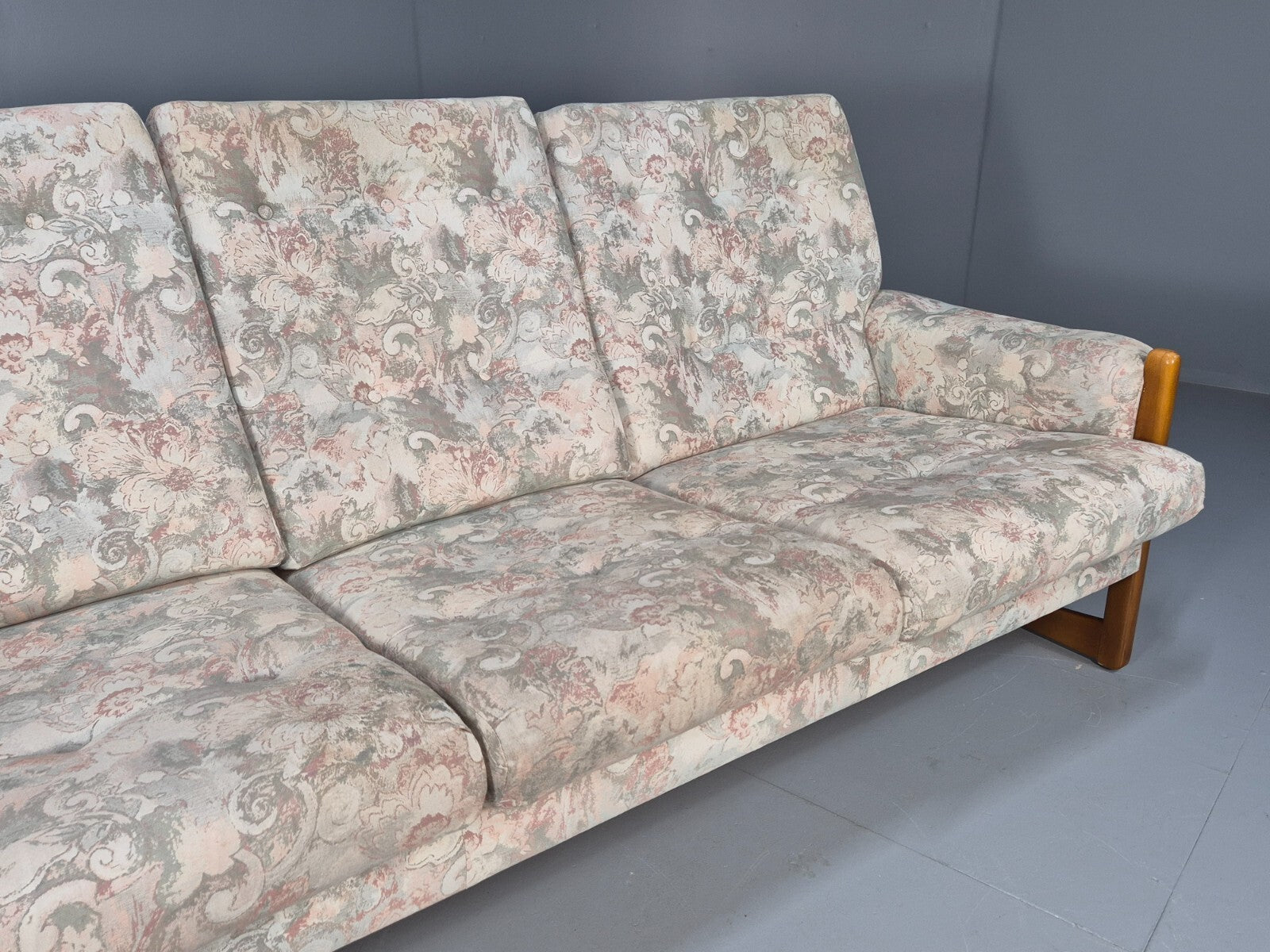 Vintage 1970s Wood Frame 3 Seat Sofa Floral Cotton Upholstery Retro EB9474 M3SS - UKDK FURNITURE
