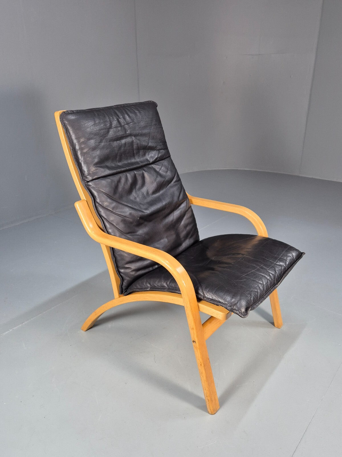 Vintage Stouby Black Leather Bentwood Armchair Retro Danish EB9297 MBEN - UKDK FURNITURE