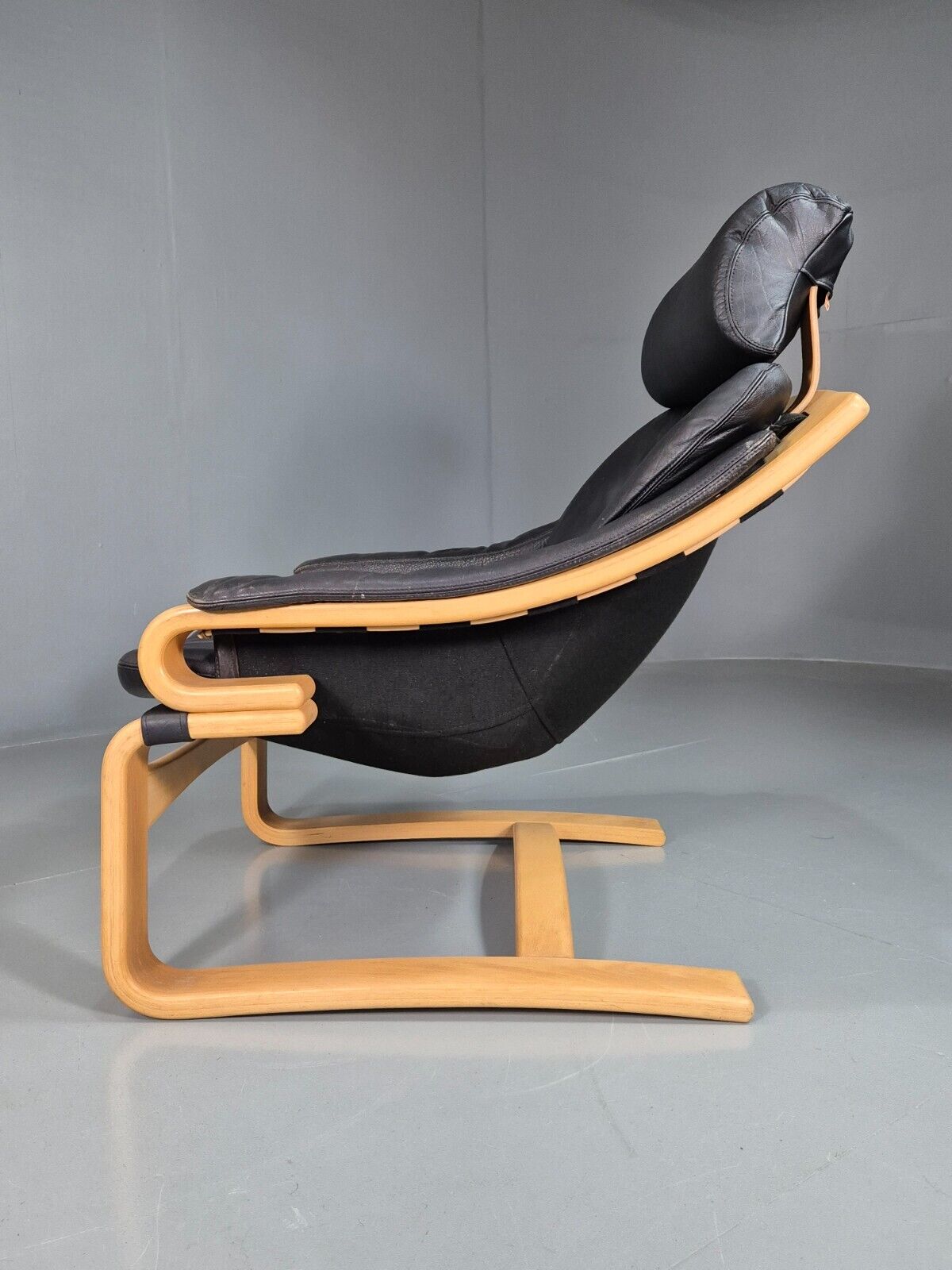 Vintage Danish Lounge Chair Black Leather Bentwood Skippers Retro EB7591 MBEN - UKDK FURNITURE