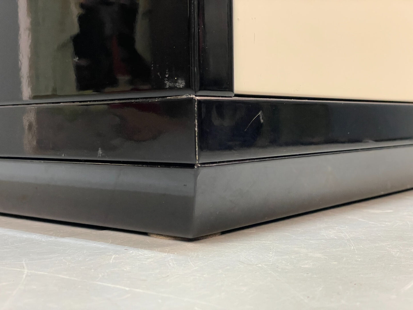Italian Gloss Black & Off White 1980s Style Tv Unit With Drawers EB8686 MWOO - UKDK FURNITURE