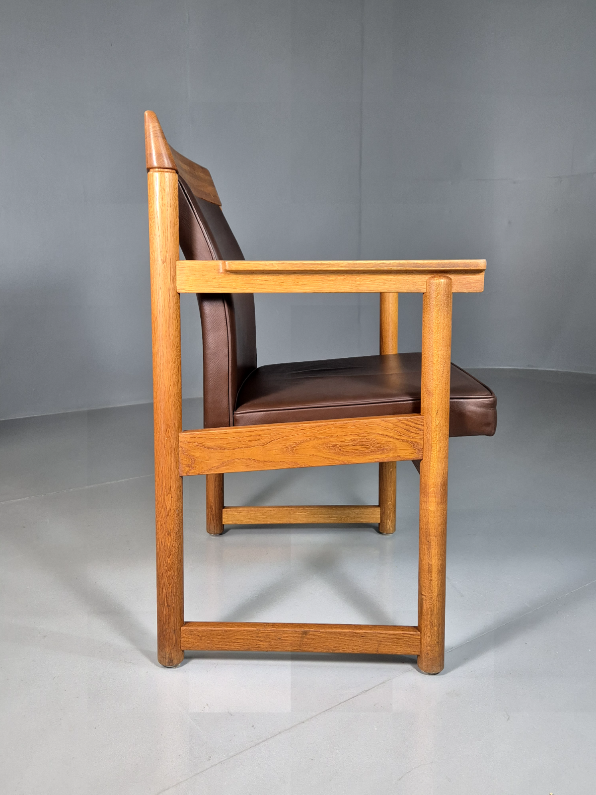 Vintage Scandinavian Elbow Chair Brown Leather Oak Frame Retro MCM EB7301 MNOR - UKDK FURNITURE