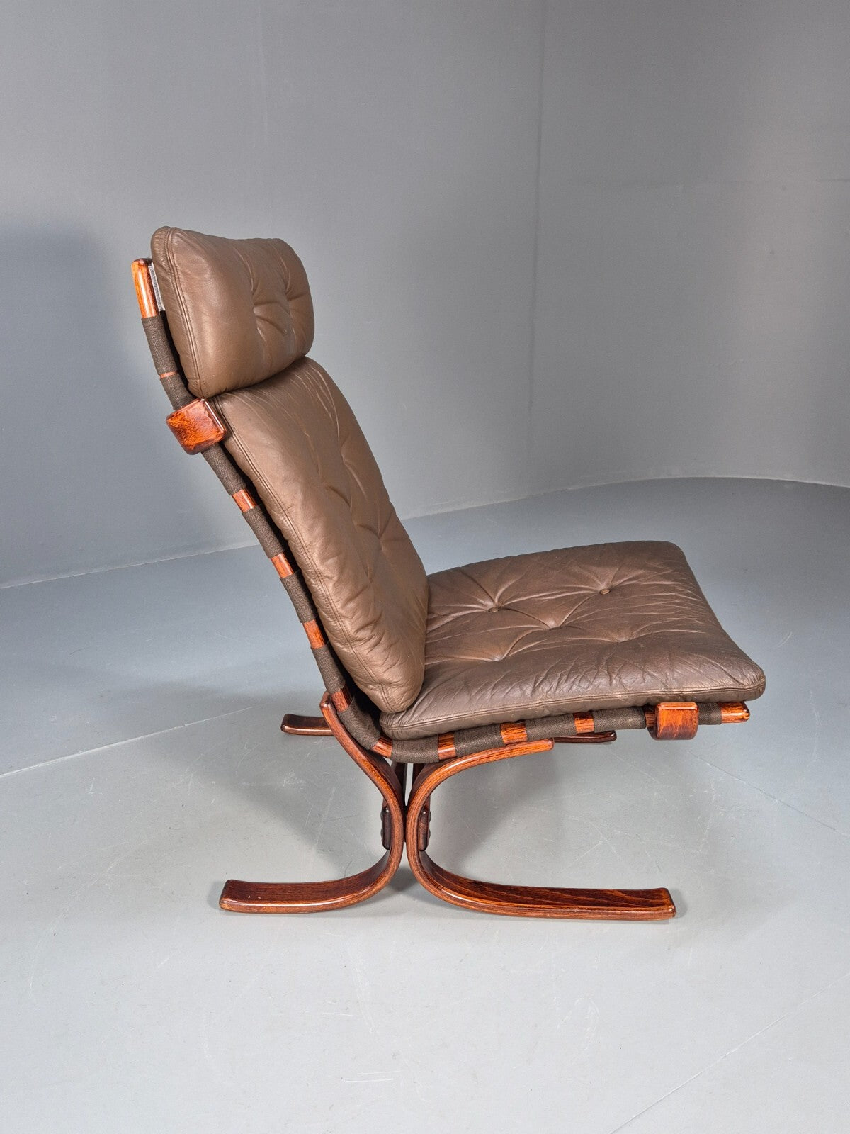 Vintage Danish Bentwood and Leather Lounge Chair 1970s Retro EB9348 MBEN - UKDK FURNITURE
