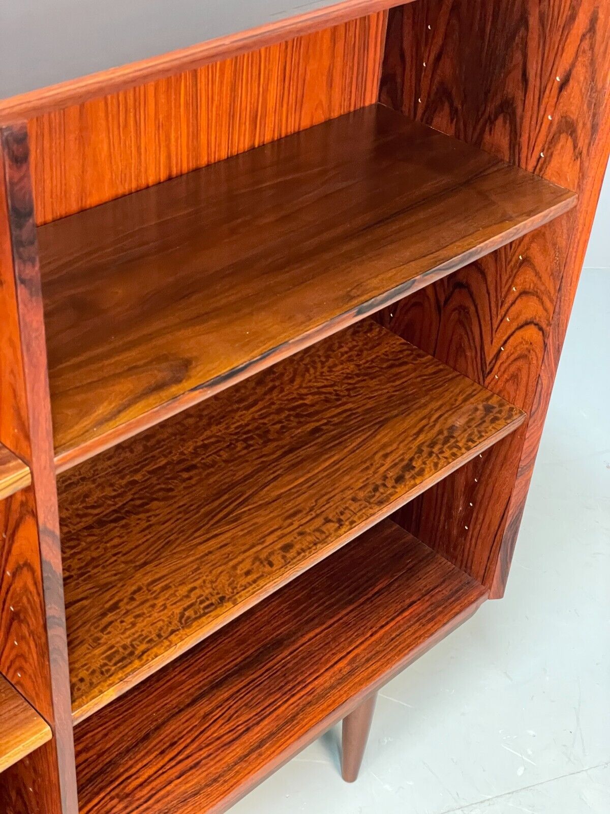 Vintage Danish Shelving Unit By Brouer Adjustable Retro Storage EB9111 MWOO - UKDK FURNITURE