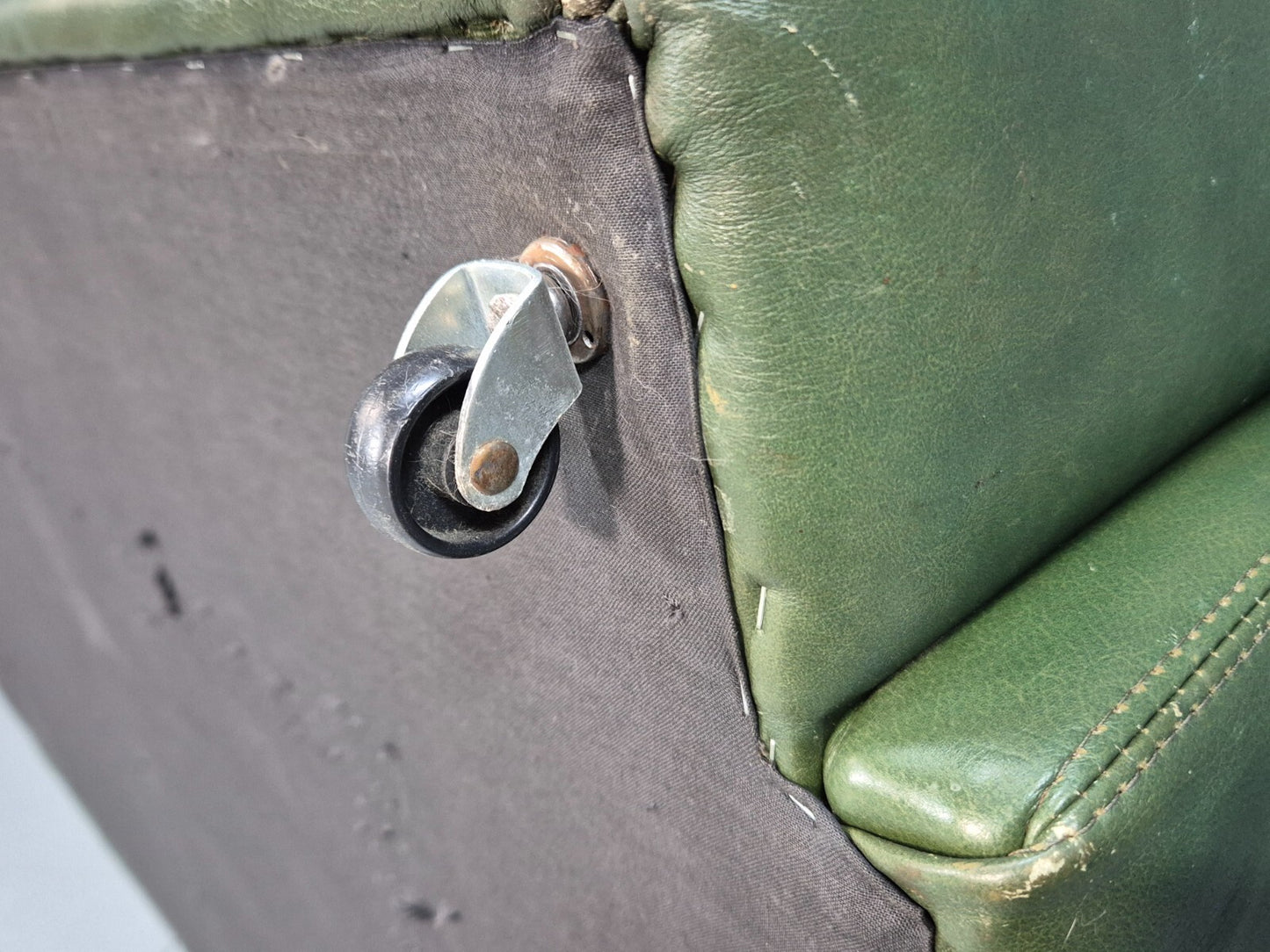 Vintage Green Leather Sofa 1970s Harrods Retro MCM EB9475 M3SS - UKDK FURNITURE