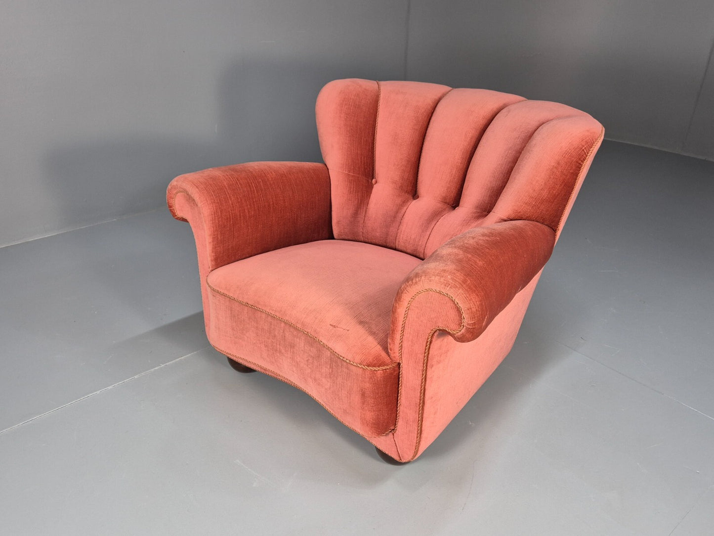 Vintage Danish Art Deco shell back Lounge Chair Pink Velour Bun Feet EB9556 MNOR - UKDK FURNITURE