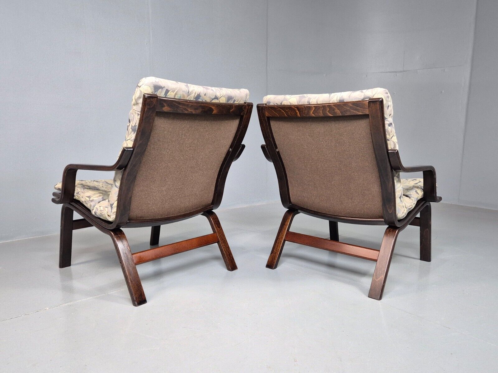 2 Vintage Danish Lounge Chairs Blue Floral Bentwood Retro 1980s MCM EB8337 MBEN - UKDK FURNITURE