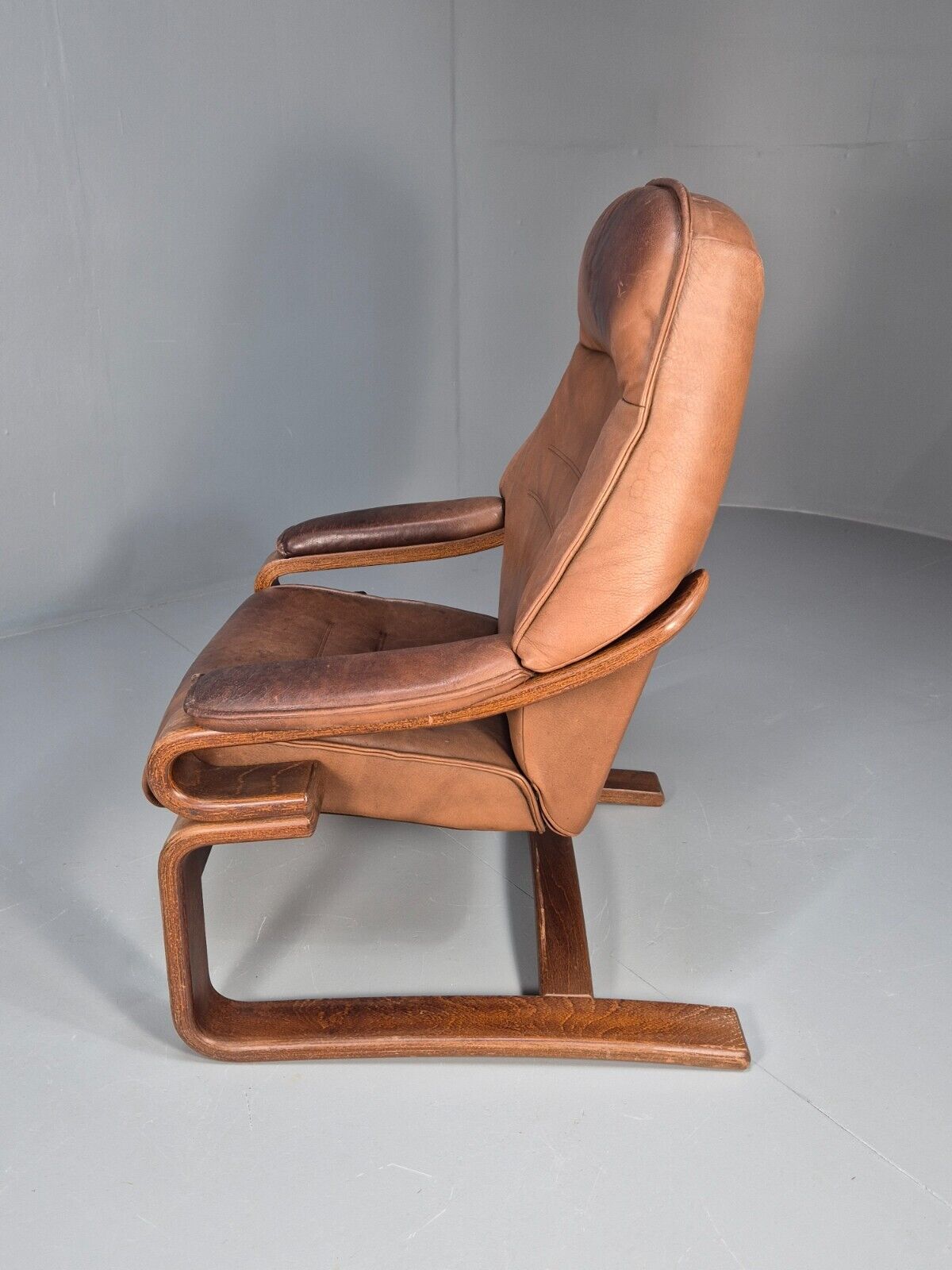 Vintage Danish Lounge Chair Brown Leather Bentwood Reclines Retro EB8783 MBEN - UKDK FURNITURE