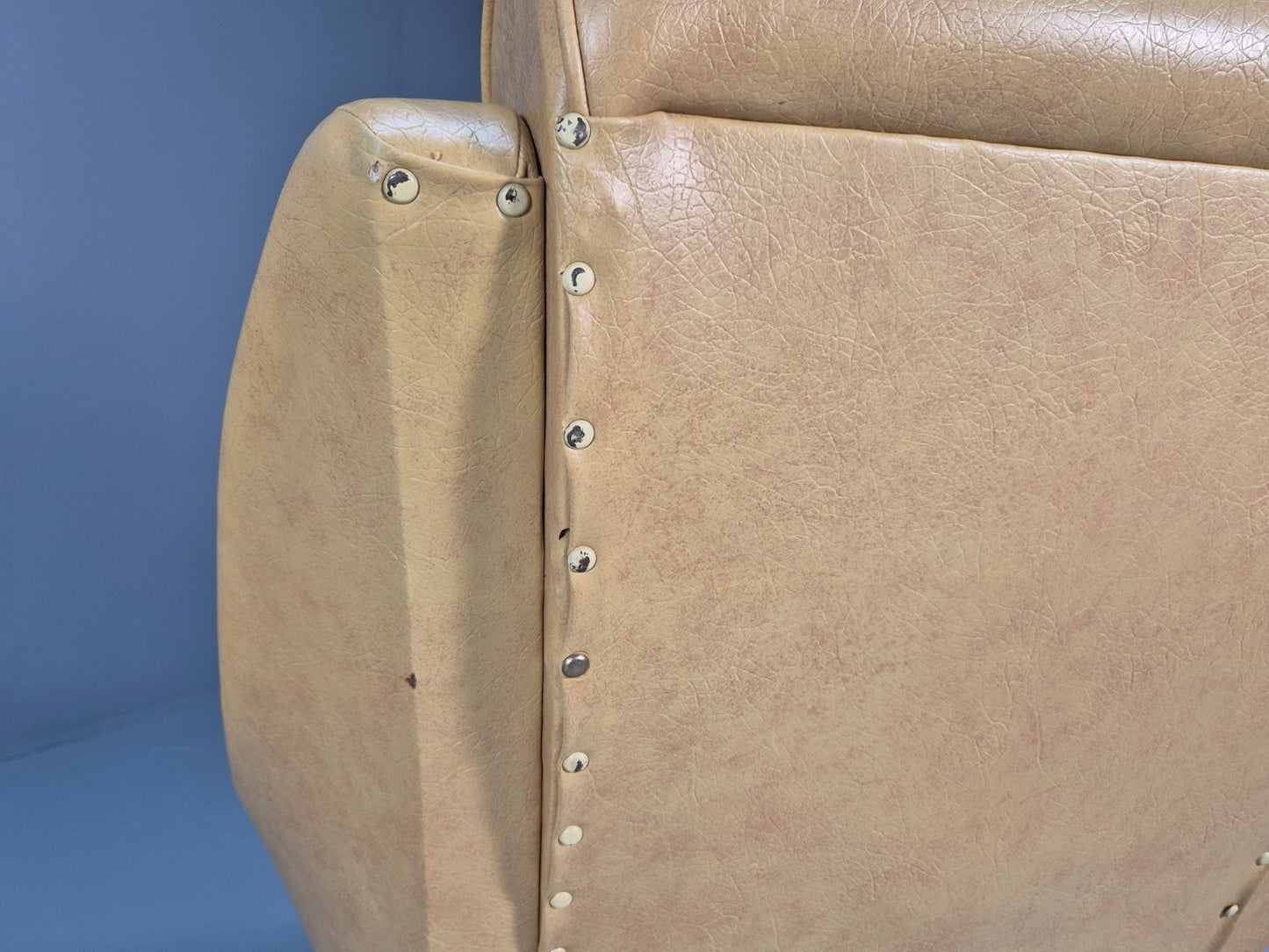 Mid Century Swivel Chair and Footstool Mustard Vinyl Vintage Retro  EB10693 MNOR9