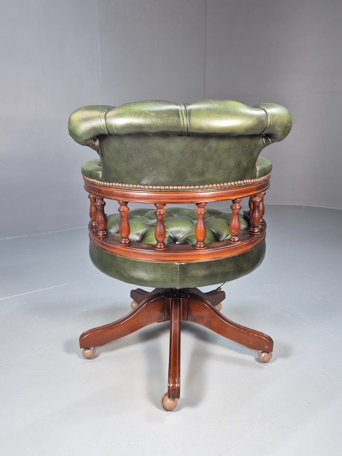 Captains Office Chair Green Leather Swivel and Tilt 1980s Retro EB10611 MSWI5