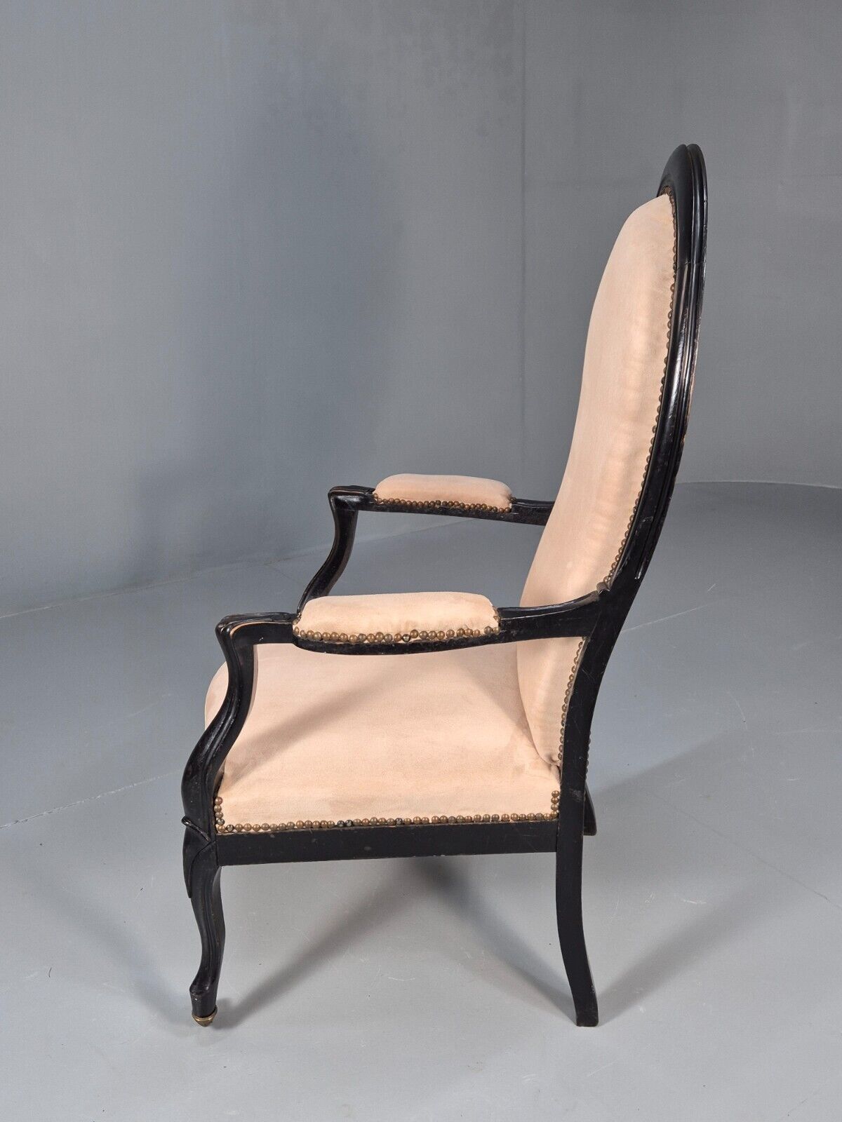Antique Danish Cream Suede Horseshoe Backed Chair With Castors EB8450 VCLO - UKDK FURNITURE