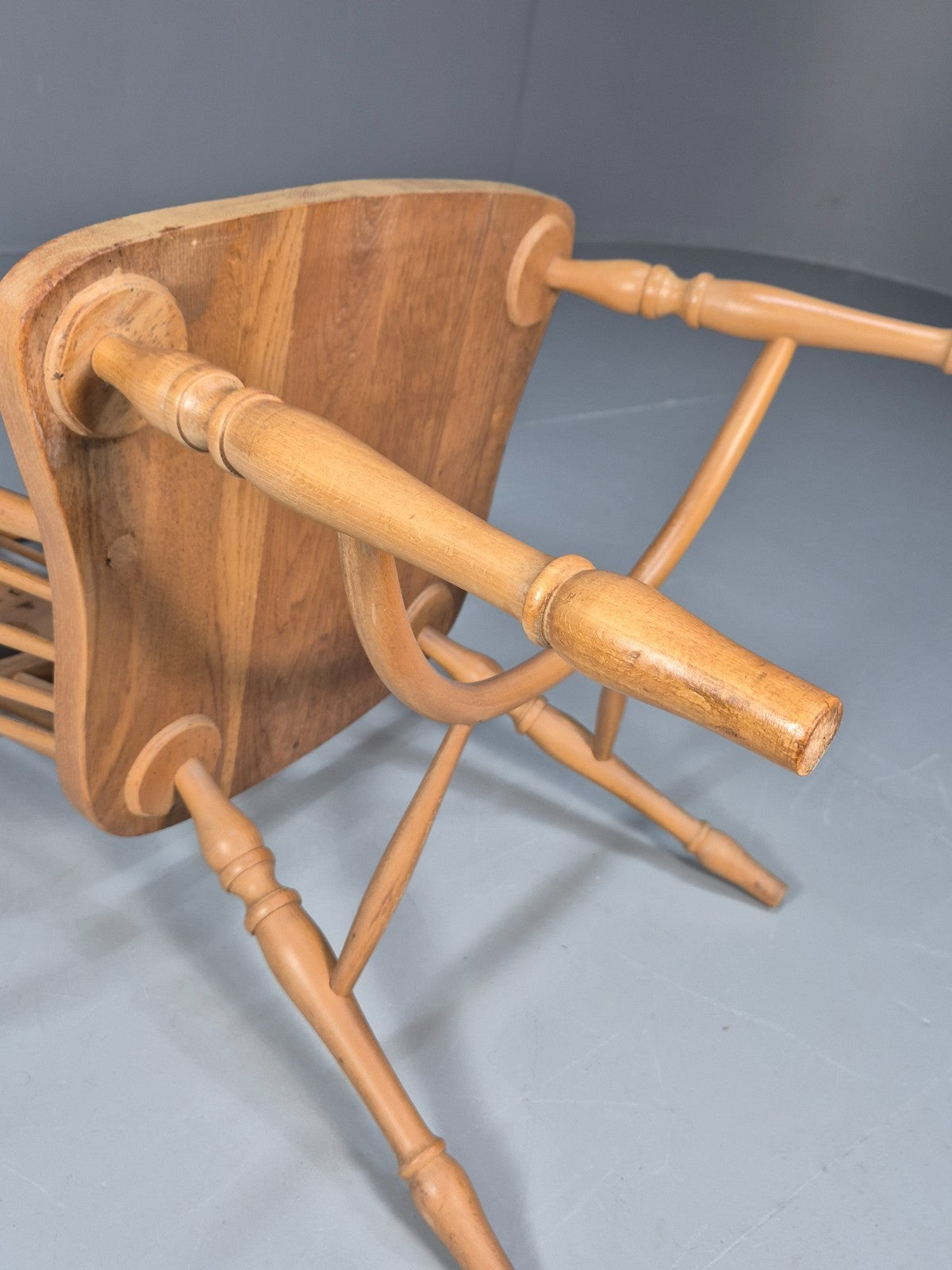 Vintage Wheelback Windsor Chair Elm and Beech Twentieth Century  EB10694 VDIN11