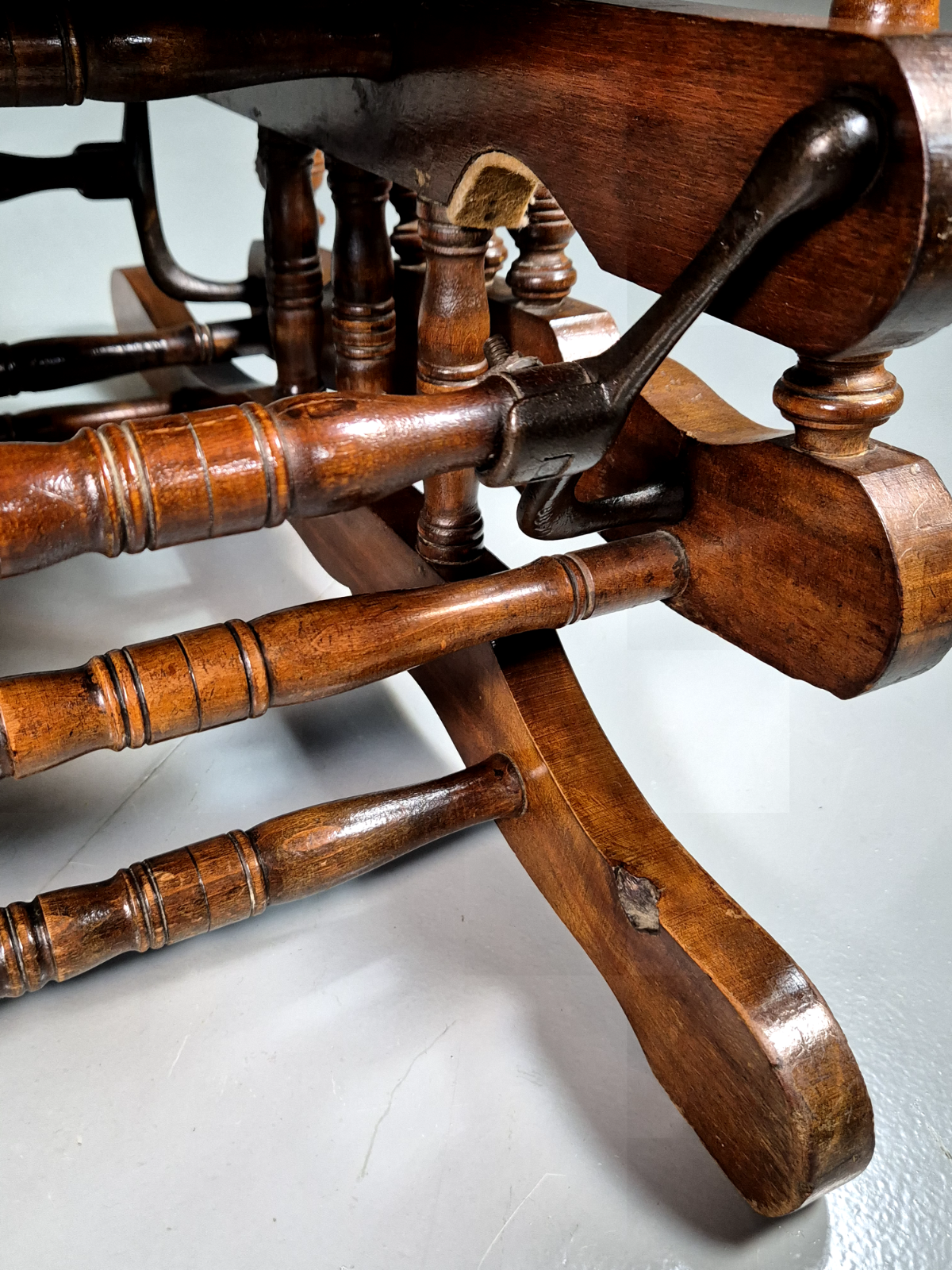 Vintage American Style Rocking Chair Oak Frame Antique Style EB7358 VWOO - UKDK FURNITURE