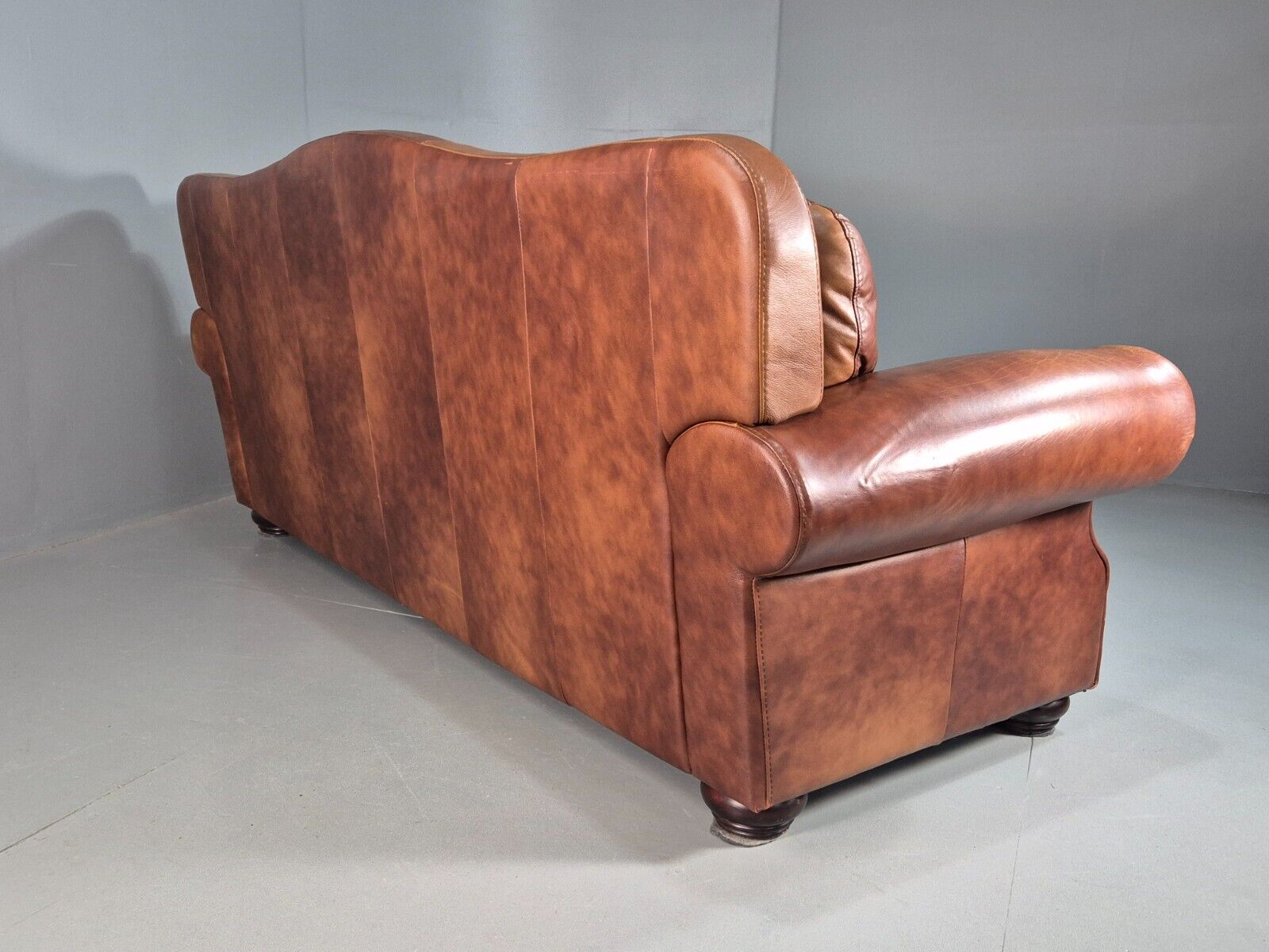 Vintage 3 Seat Sofa Brown Leather Traditional Club Style EB8313 VCHE - UKDK FURNITURE