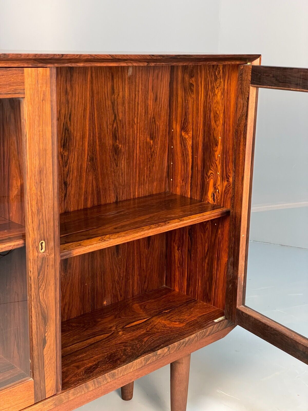 Danish Midcentury Glazed Cabinet Vintage Storage Shelving EB8420 MWOO - UKDK FURNITURE