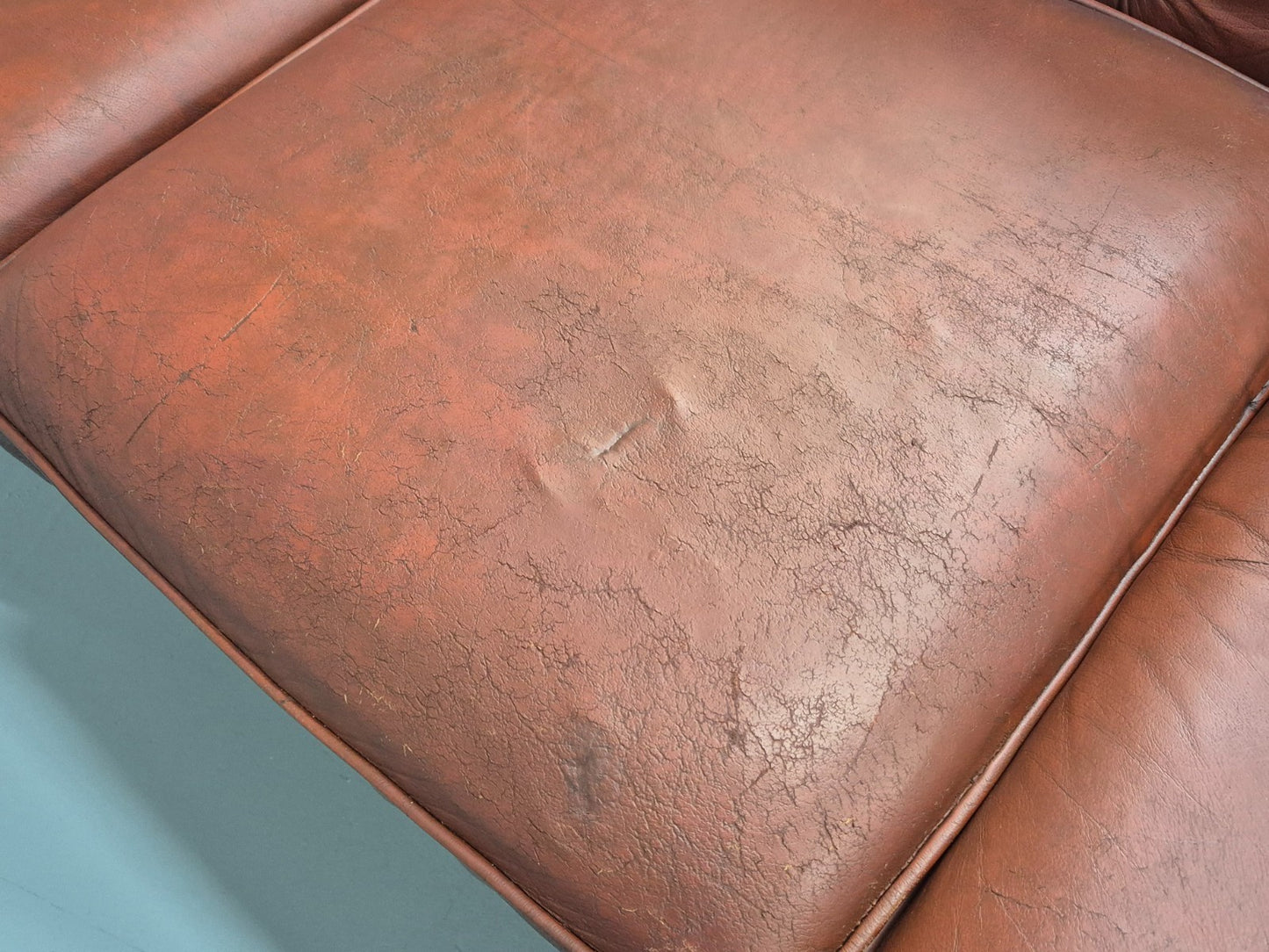 3 Seater Chesterfield Sofa Red Leather Studded Vintage EB11028 VCHE20