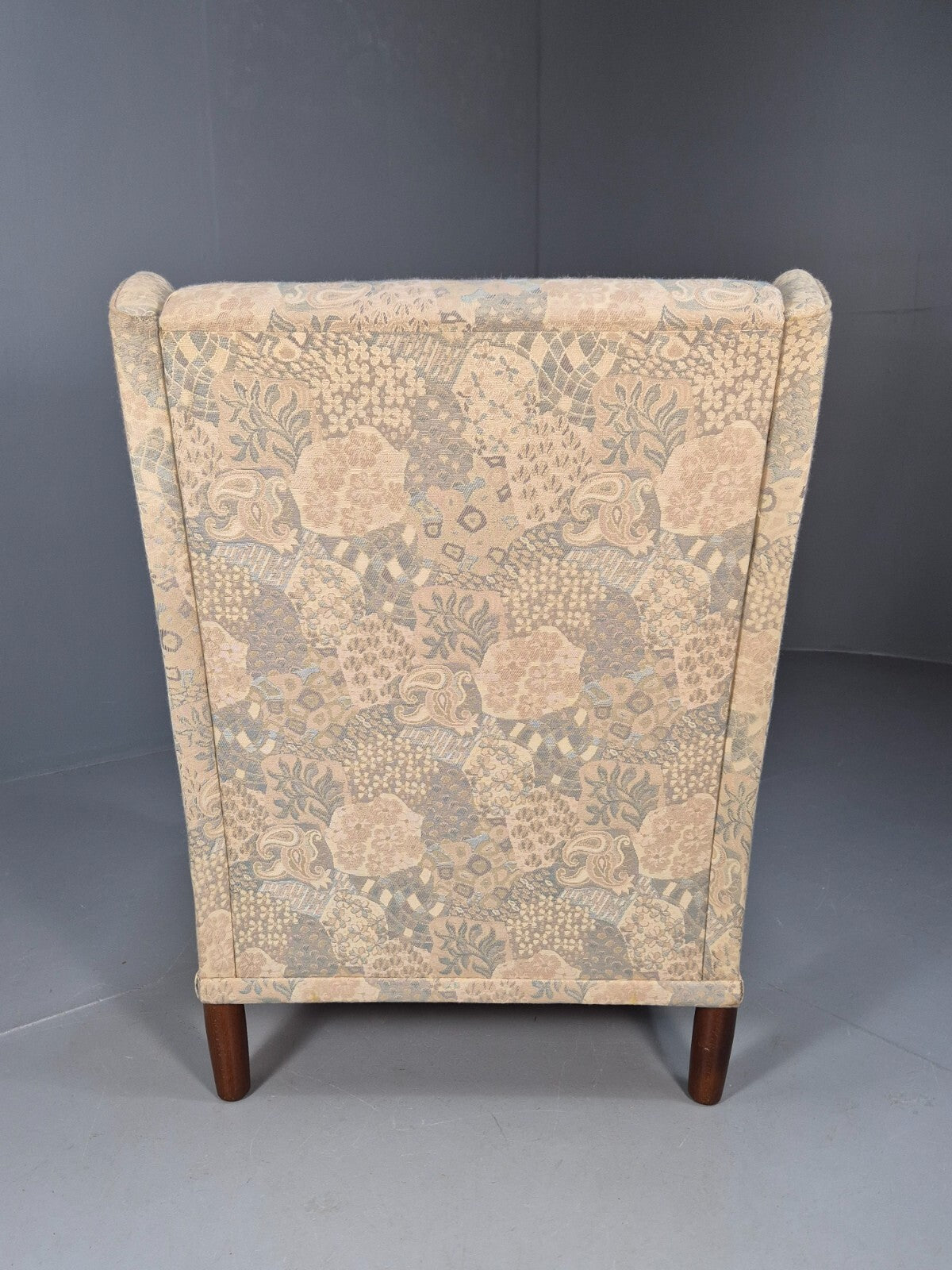 Vintage Danish Wingback Armchair Cream Grey Abstract Print Retro EB9695 MNOR - UKDK FURNITURE