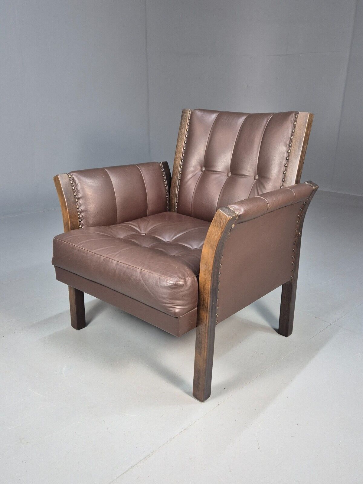 Vintage Danish Lounge Chair Brown Leather Beech Frame Antique Style EB8493 VLEA - UKDK FURNITURE