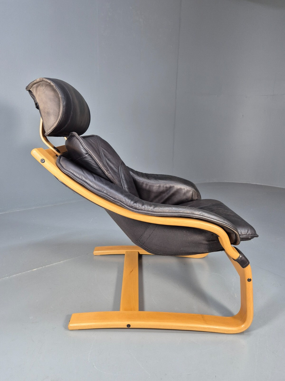 Vintage Danish Lounge Chair Black Leather and Bentwood 1980s Retro EB9496 MBEN - UKDK FURNITURE
