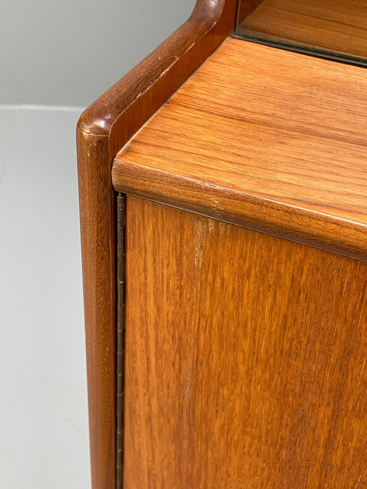 Vintage 1960s Teak Wall Unit By Tunridge Furniture Mid Century EB9528 MWOO - UKDK FURNITURE