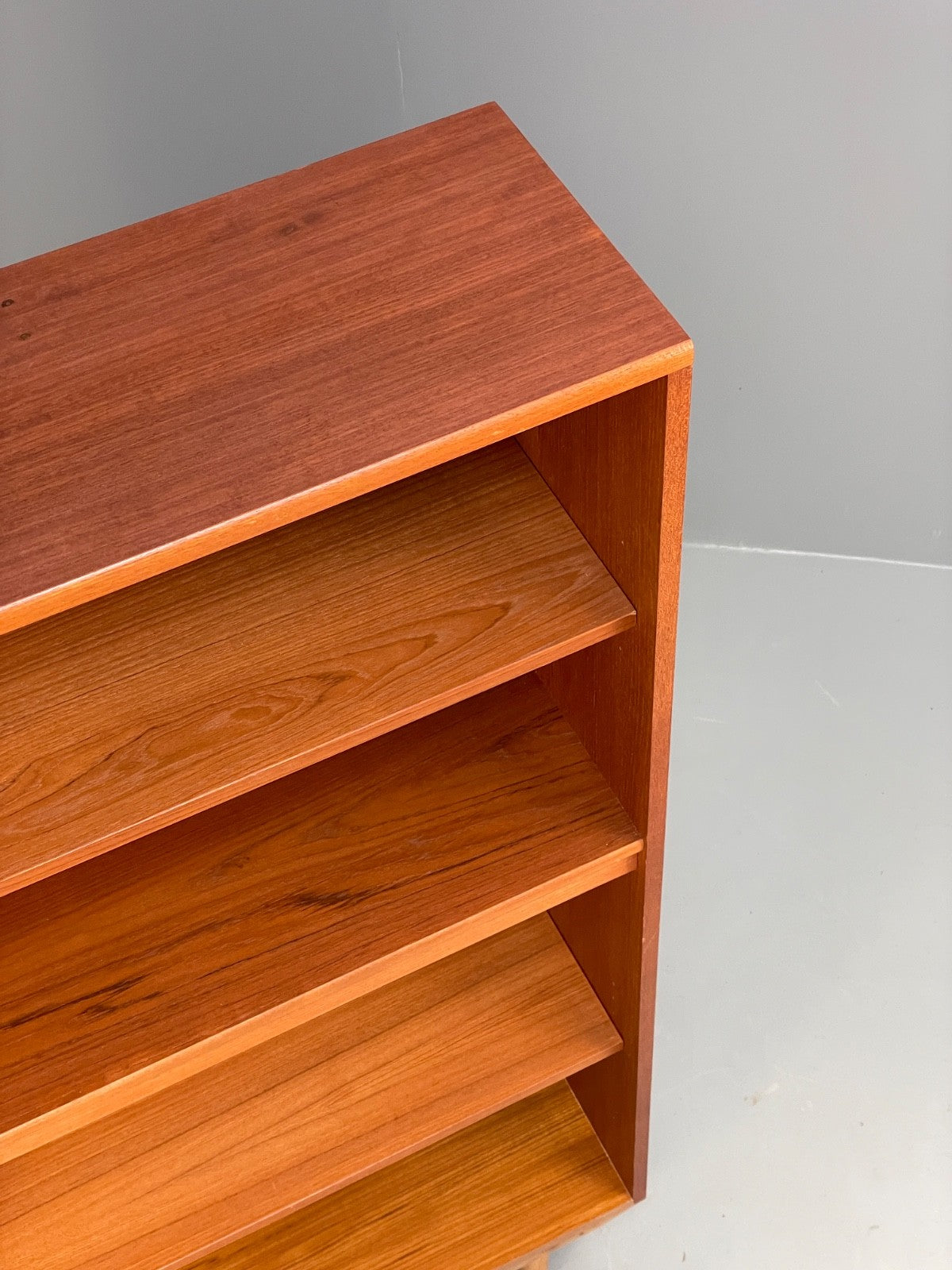 Vintage G-Plan Teak Tall Bookcase Adjustable Retro Shelving Storage EB10000 MWOO - UKDK FURNITURE