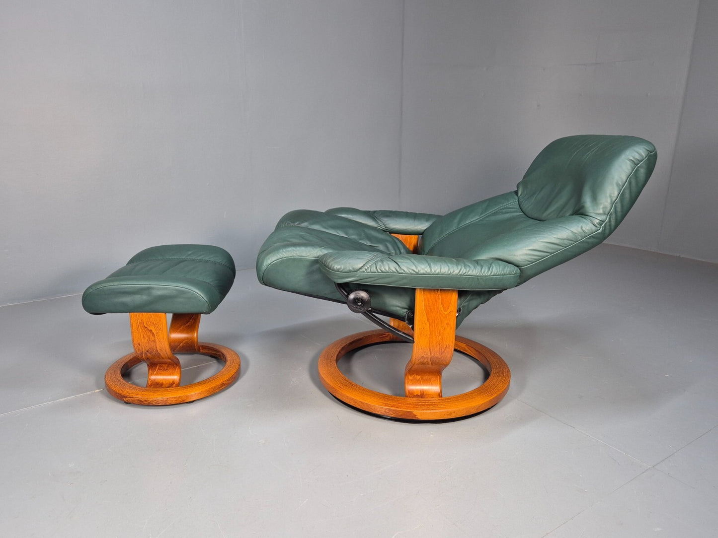 Vintage Stressless Swivel Chair Reclining & Green Leather Footstool EB9250 MSWI - UKDK FURNITURE