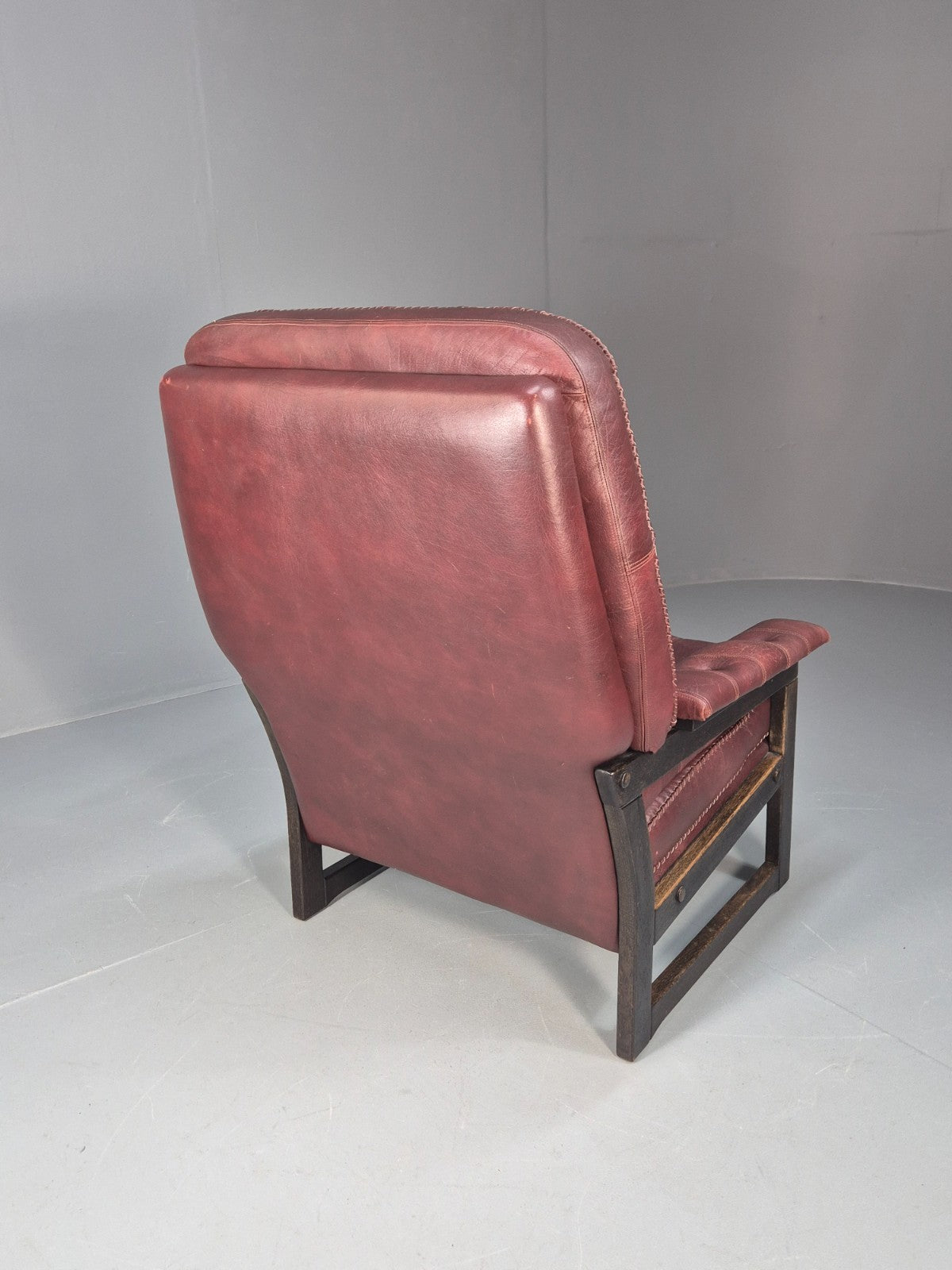 Vintage Danish Burgundy Leather 1980s Retro Lounge Chair MCM EB9793 MNOR - UKDK FURNITURE