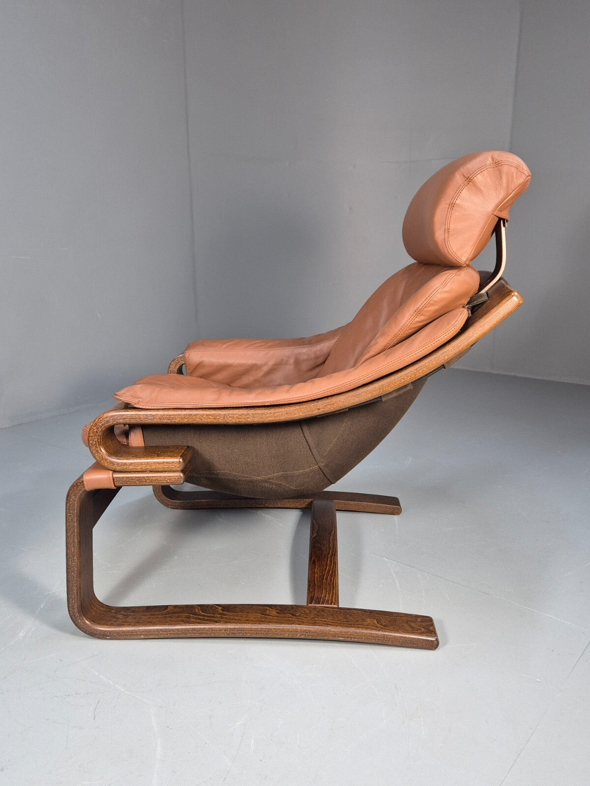 Vintage Skippers Apollo Brown Leather Bentwood Lounge Chair Danish EB9306 MBEN - UKDK FURNITURE
