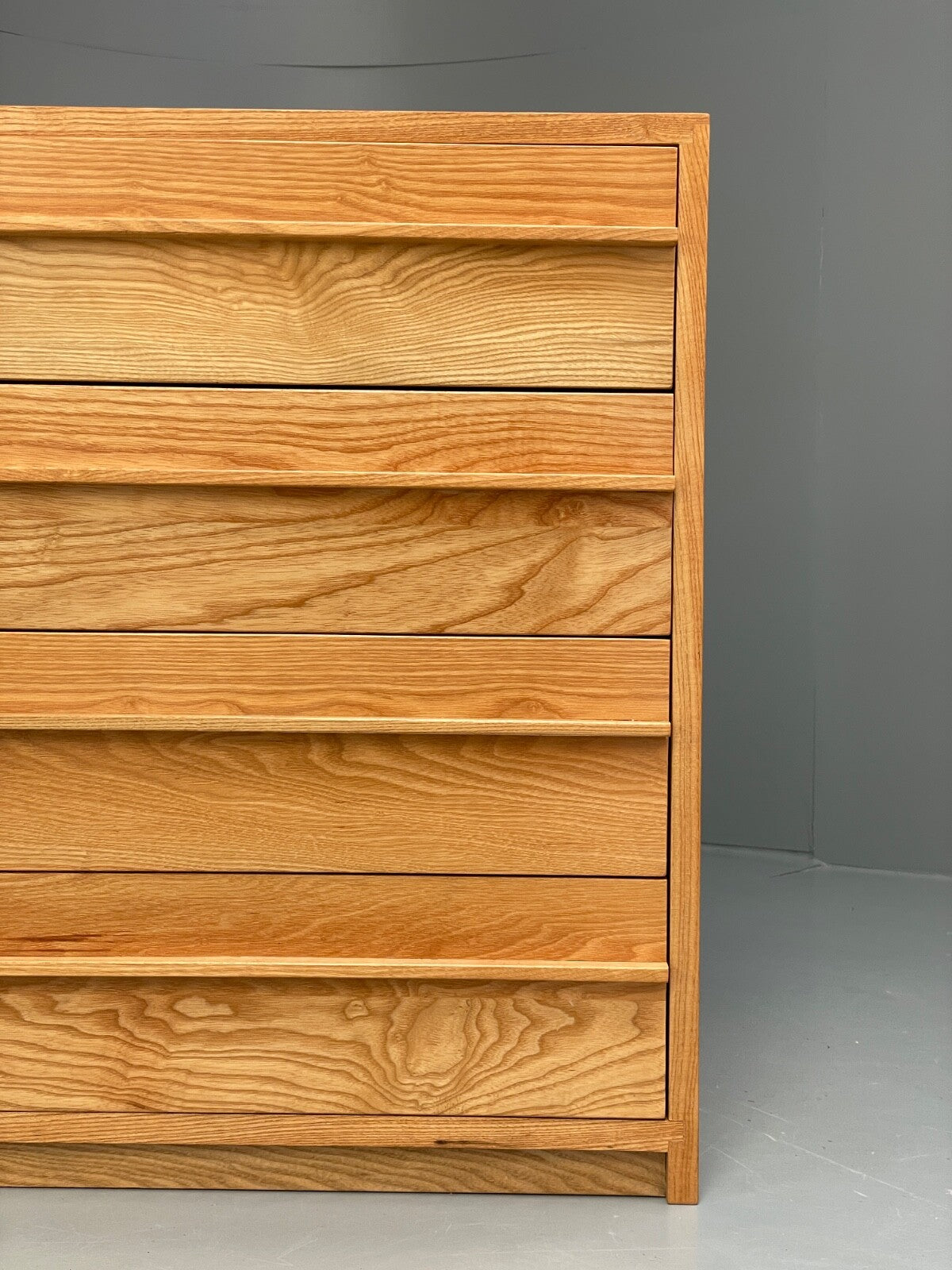 Solid Ash Chest Of Drawers With Mid Century Styled Handles Modern EB9724 MWOO - UKDK FURNITURE