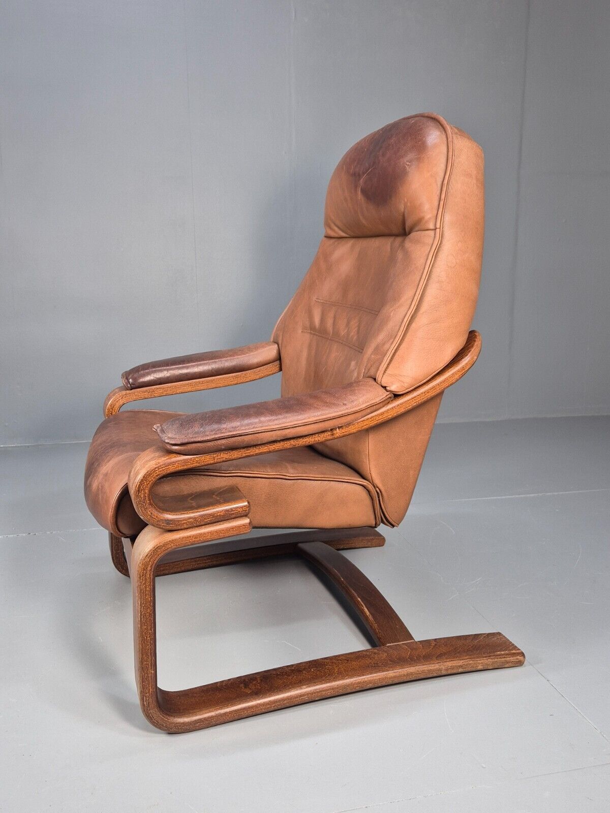 Vintage Danish Lounge Chair Brown Leather Bentwood Reclines Retro EB8783 MBEN - UKDK FURNITURE