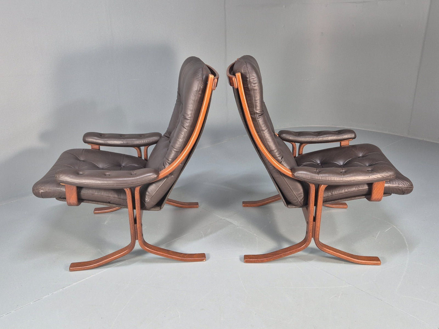 2 vintage Bentwood Leather `lounge Chairs Norway Jon Hjortdal 1970s EB9257 MBEN - UKDK FURNITURE