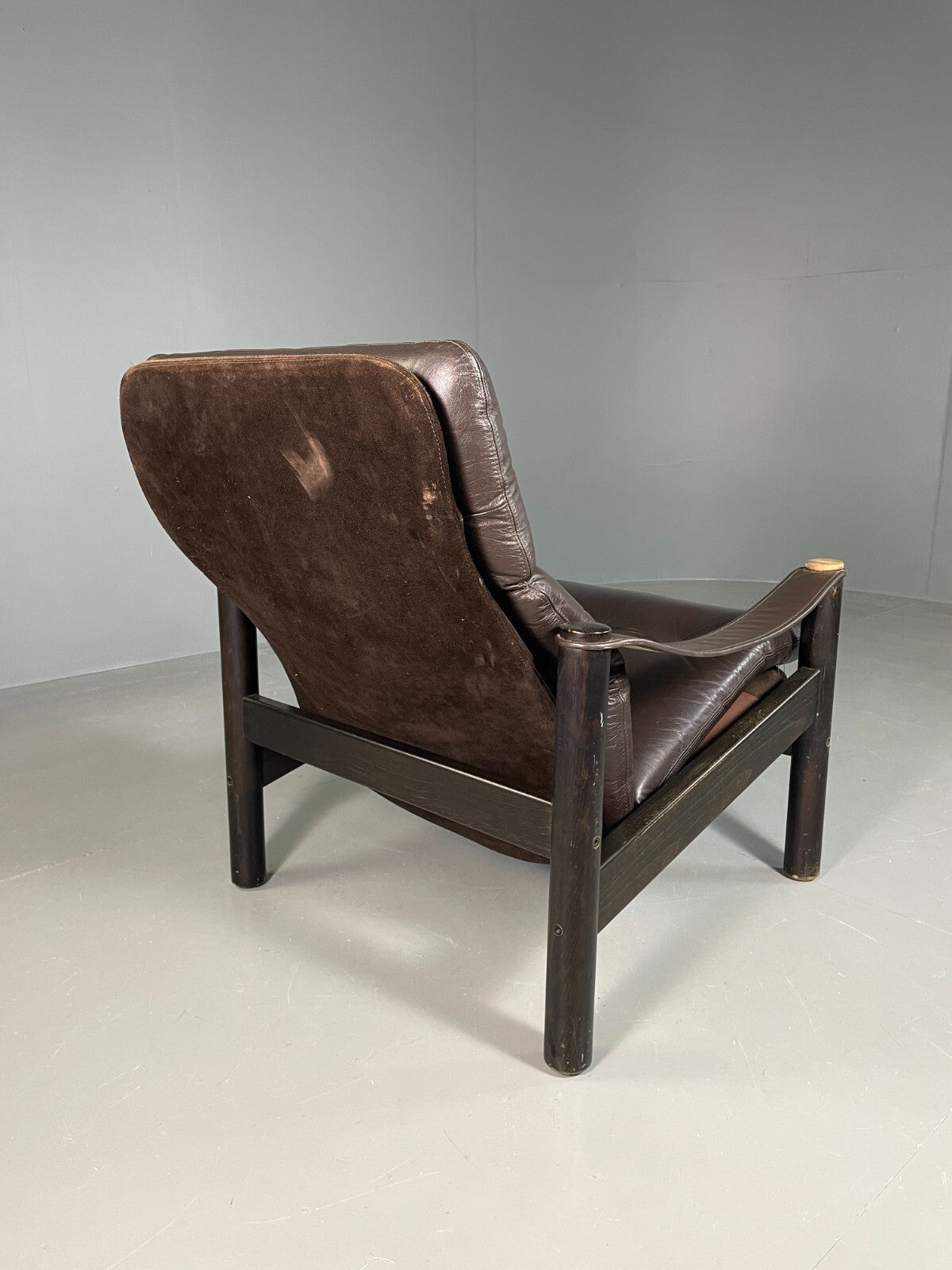 Vintage Danish Lounge Chair Brown Leather Sling Arms Retro MCM EB6867 MNOR - UKDK FURNITURE