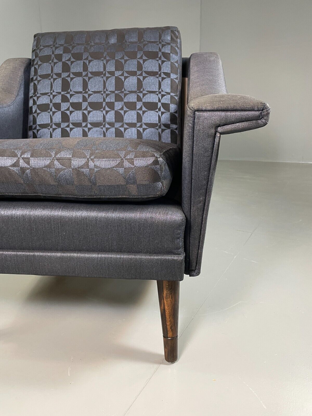 Vintage Danish Lounge Chair Blue Cotton Op Art Cushions Retro MCM EB6538 MNOR - UKDK FURNITURE