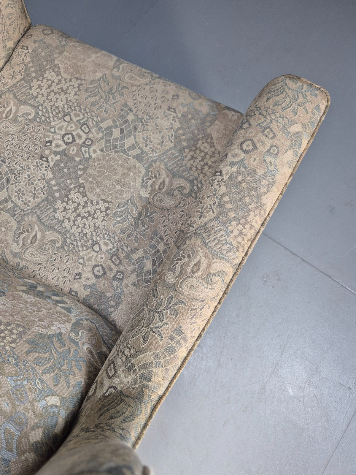 Vintage Danish Wingback Armchair Cream Grey Abstract Print Retro EB9695 MNOR - UKDK FURNITURE