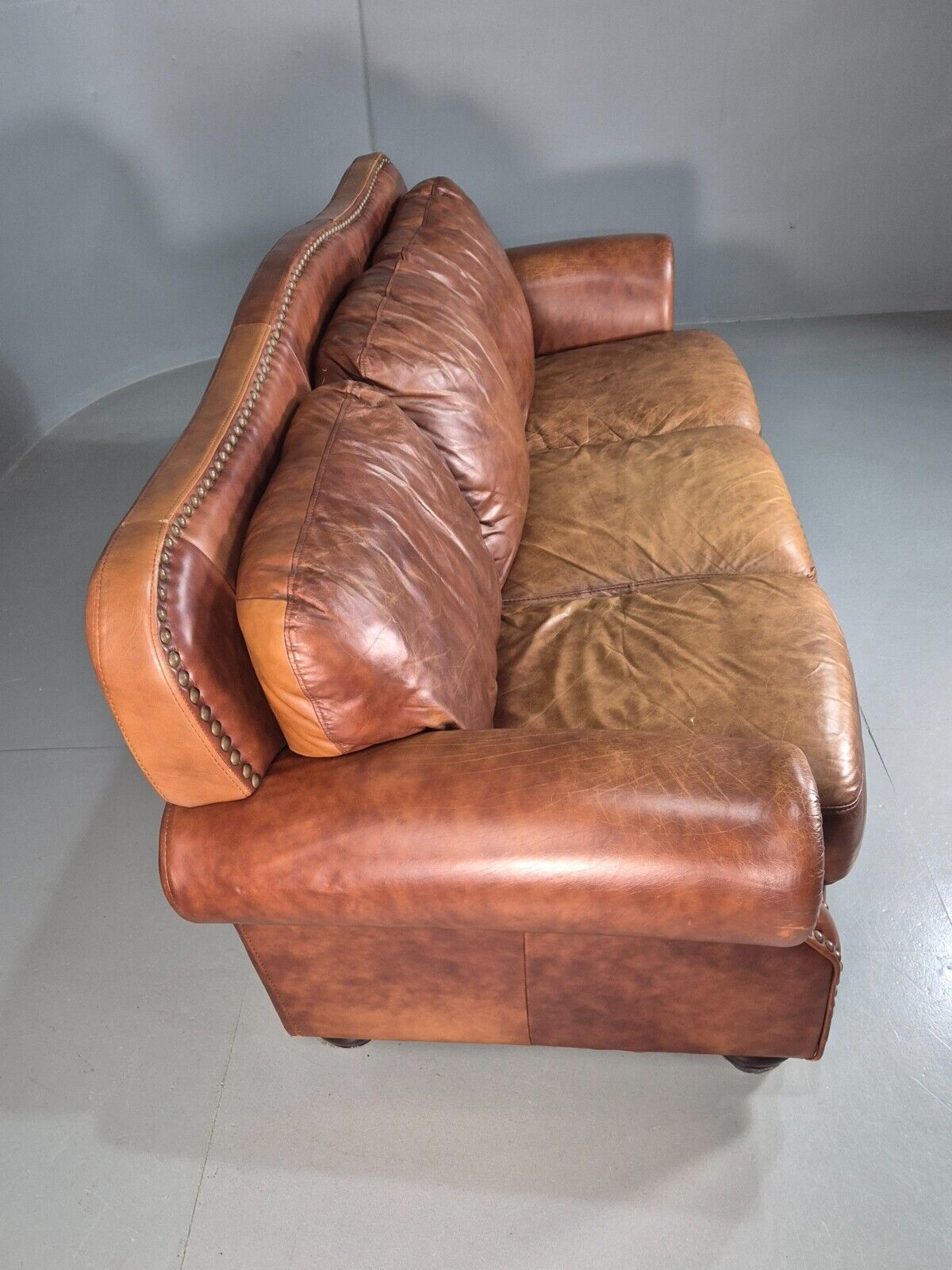 Vintage 3 Seat Sofa Brown Leather Traditional Club Style EB8313 VCHE - UKDK FURNITURE