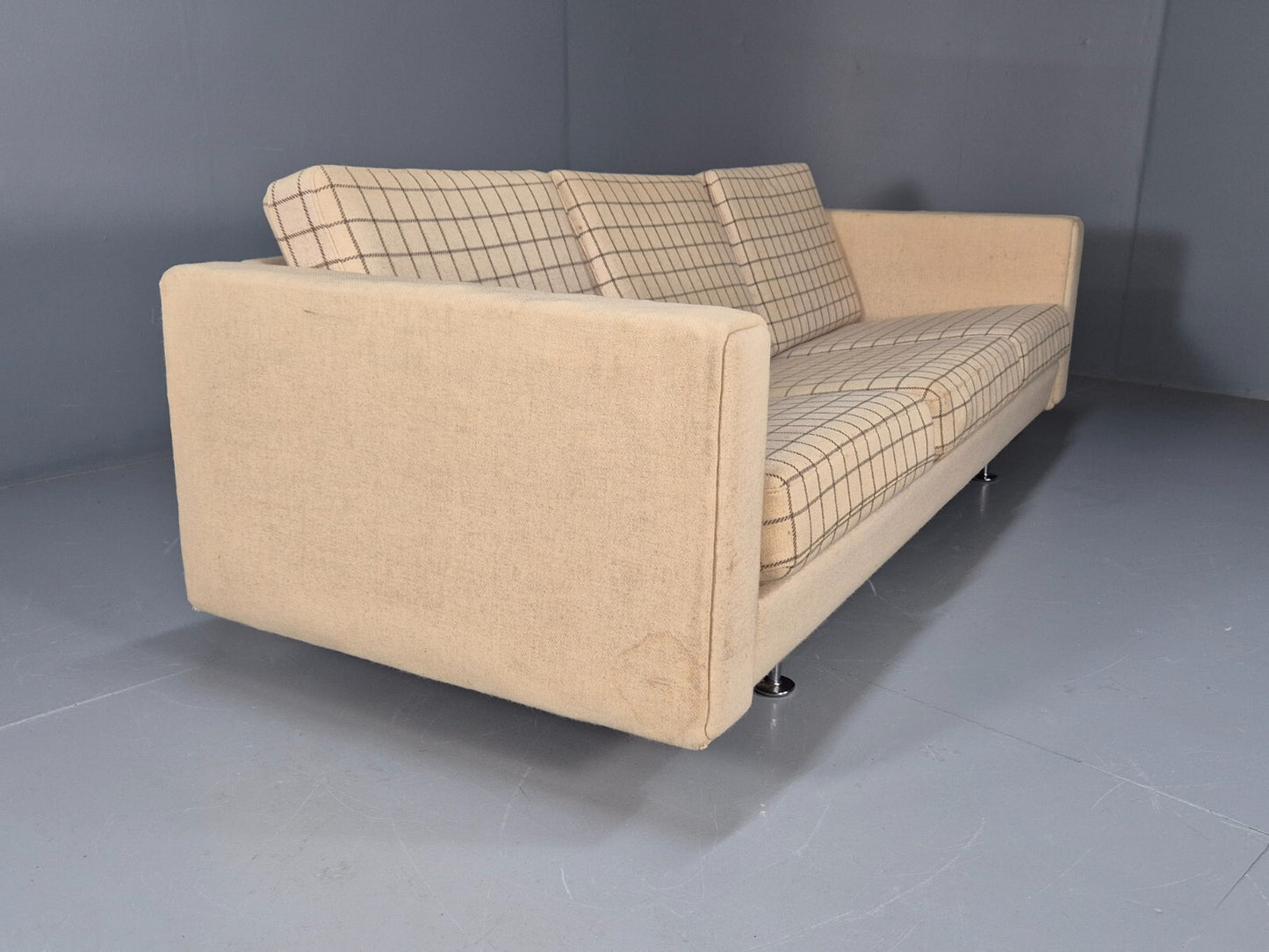 A Vintage Hans Wegner GE300 3 Seat Sofa in Original Wool MCM Retro EB9355 M3SS - UKDK FURNITURE