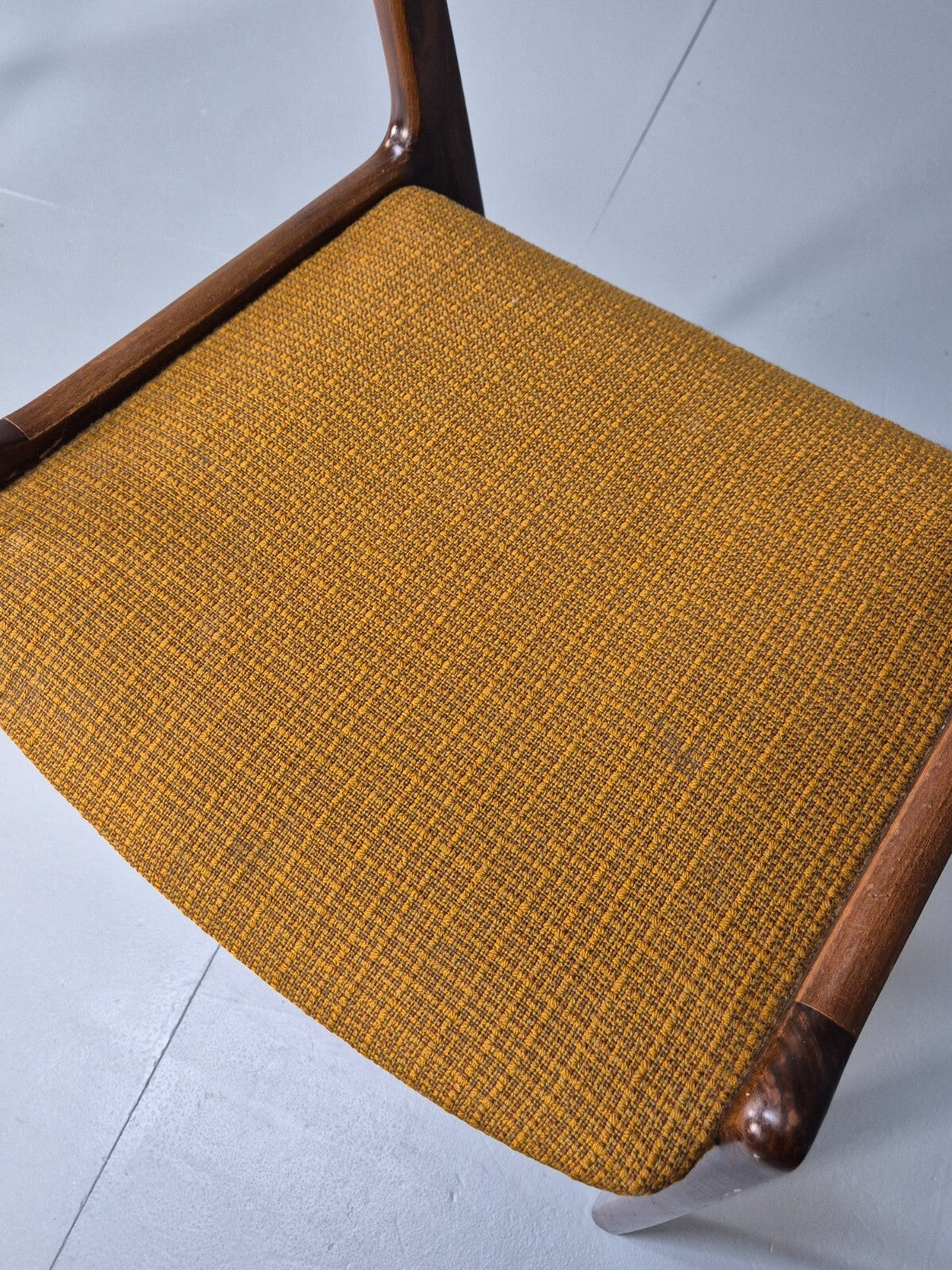 4 Vintage Danish Farso Stolefabrik Walnut Orange 19060s MCM EB9537 MDIN - UKDK FURNITURE