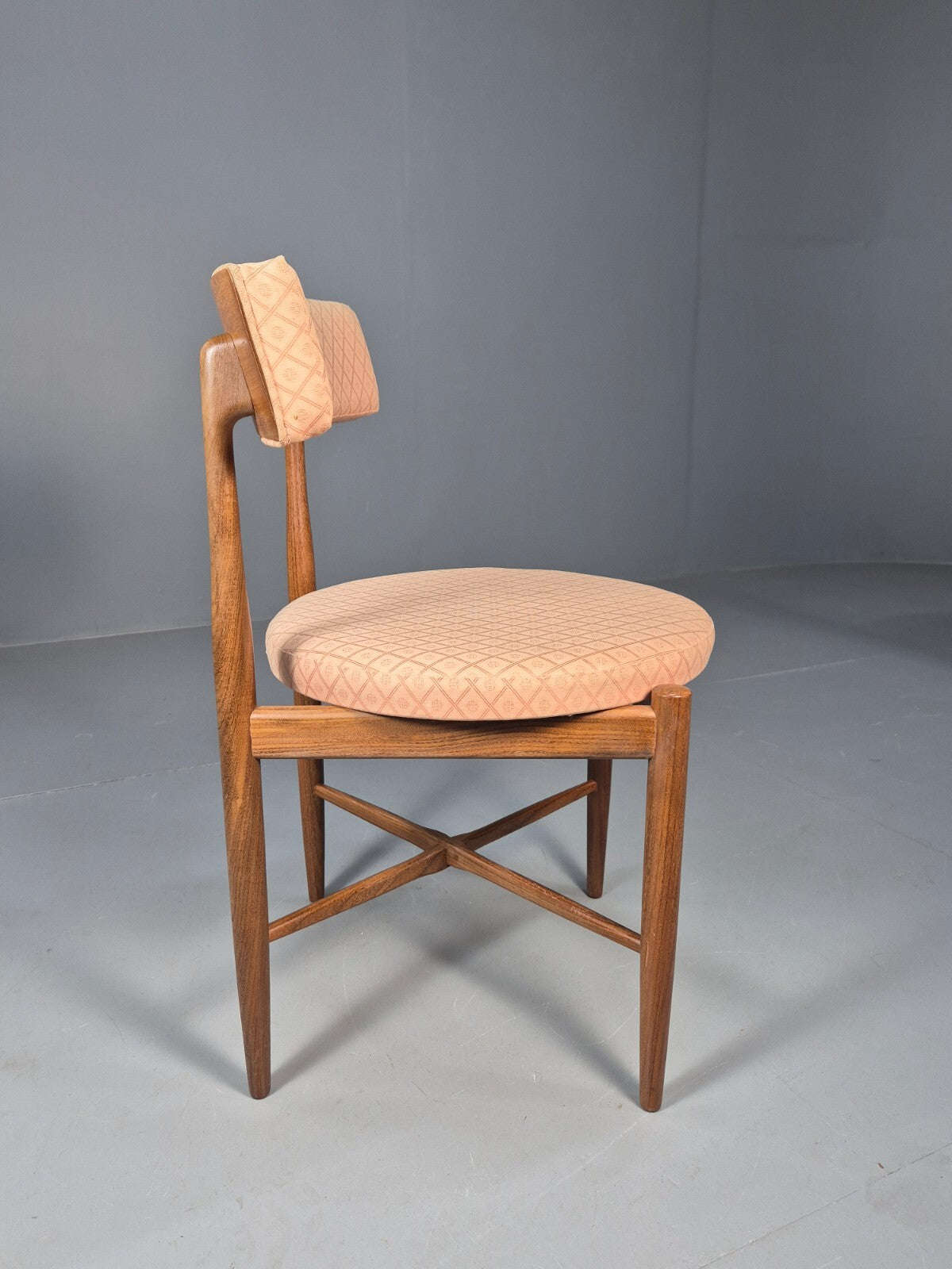 6 G Plan Round Seat Dining Chairs Pink Cotton Upholstery 1970s Retro EB9494 MDIN - UKDK FURNITURE