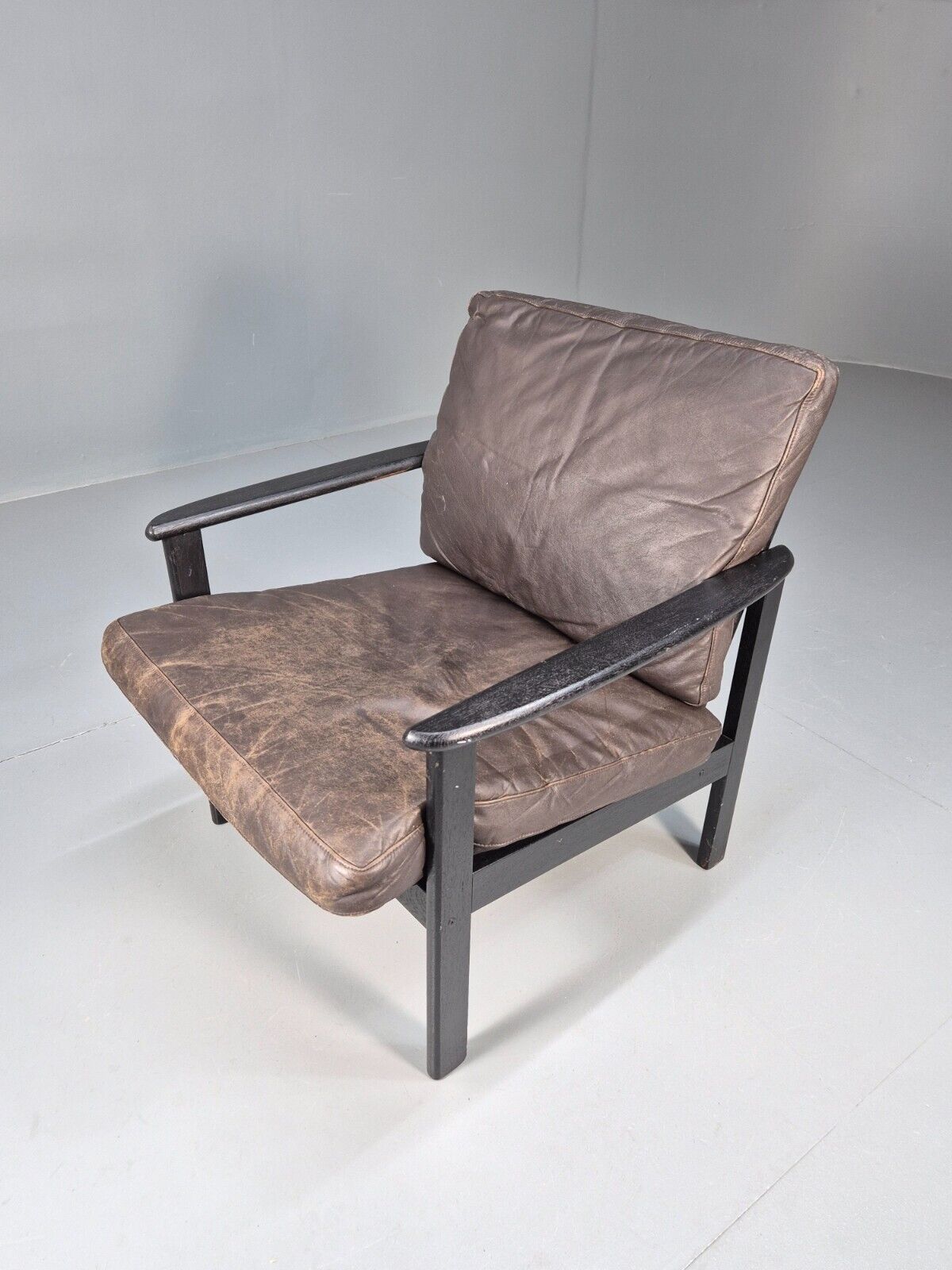 Vintage Danish Lounge Chair Brown Leather Beech Frame 1960s Retro EB8965 MNOR - UKDK FURNITURE