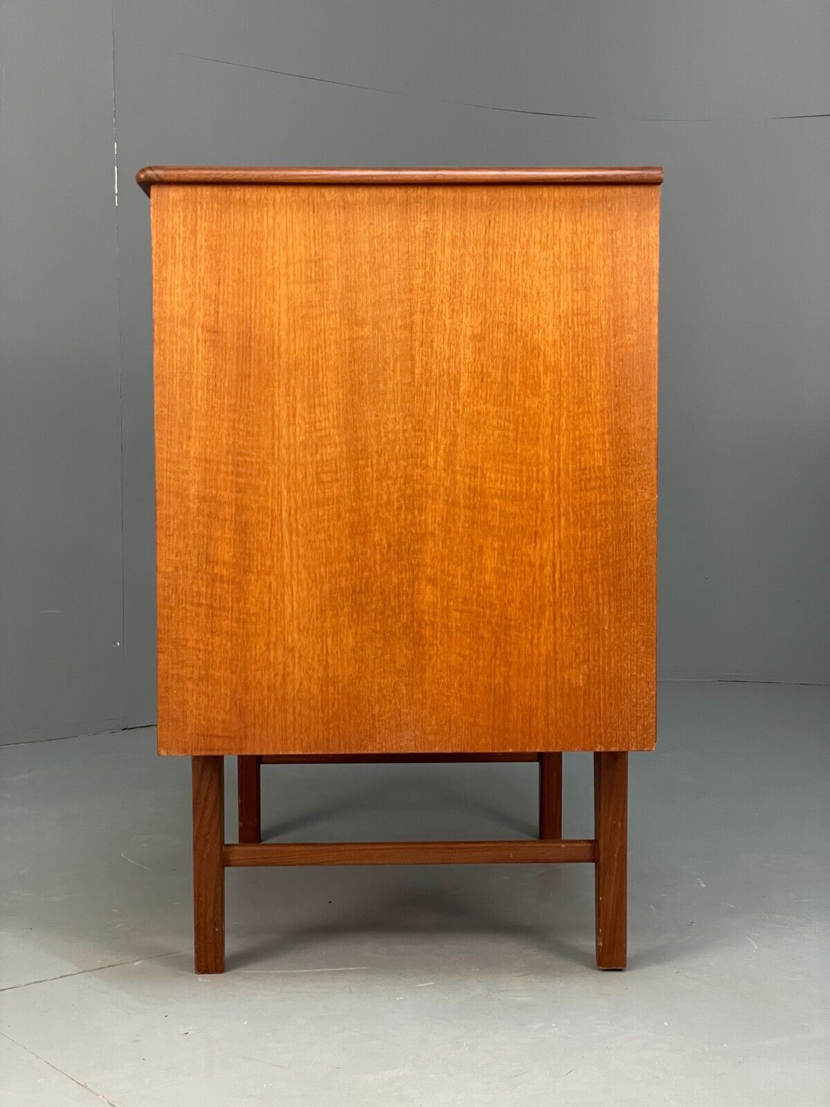 Vintage Teak Chest Of Drawers Compact Mid Century Design Storage EB9414 MWOO - UKDK FURNITURE