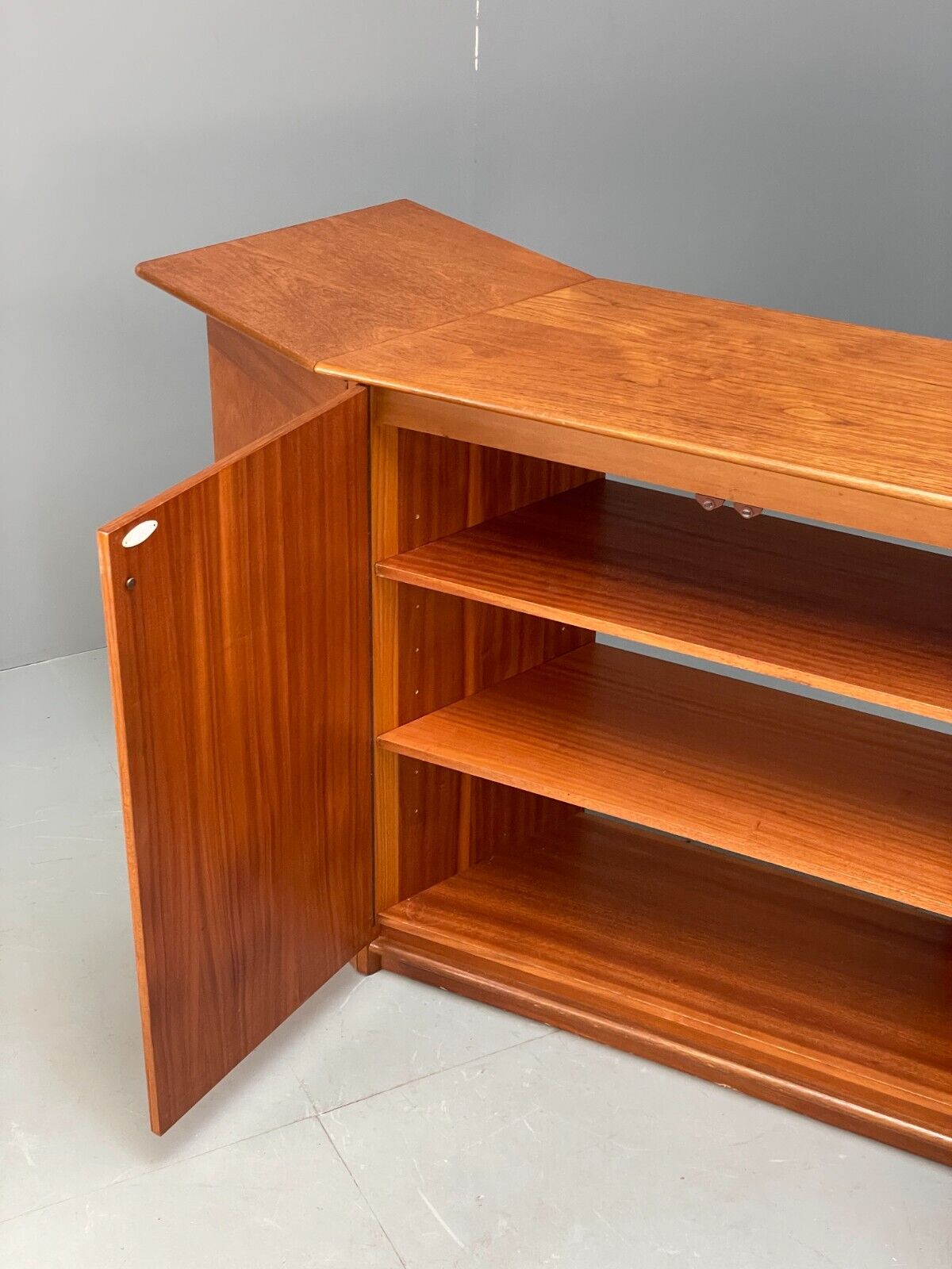 Vintage Teak Extending Home Drinks Bar By Reeds Furniture Shelving EB9119 MWOO - UKDK FURNITURE