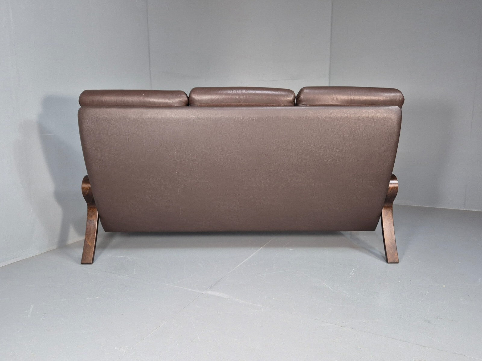 Vintage danish 3 seat Brown Leather Sofa Bentwood Frame 1980s Retro EB9079 M3SS - UKDK FURNITURE