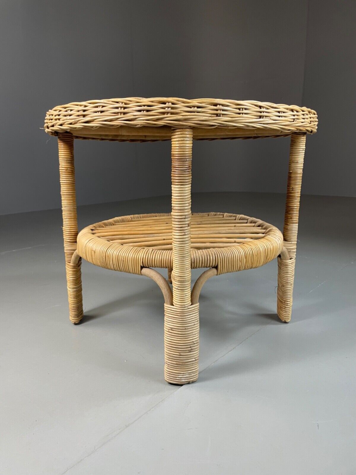 EB5299 Wicker 2 tier Circular Side/ Lamp Table, Retro, Vintage VWOO - UKDK FURNITURE