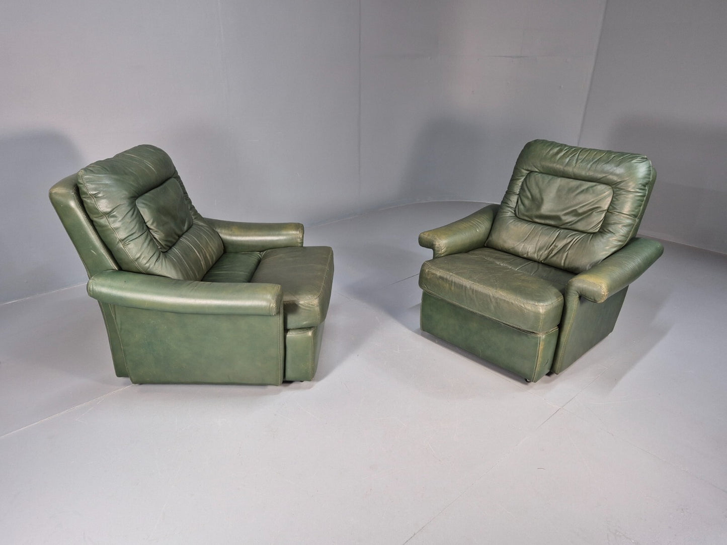2 Vintage 1970s Green Leather Lounge Chairs Harrods Originally Retro EB9165 MNOR - UKDK FURNITURE