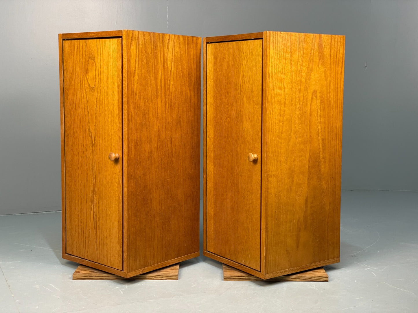 Pair Of Vintage Oak And Melamine Rotating Bedside Units EB8671 MWOO - UKDK FURNITURE