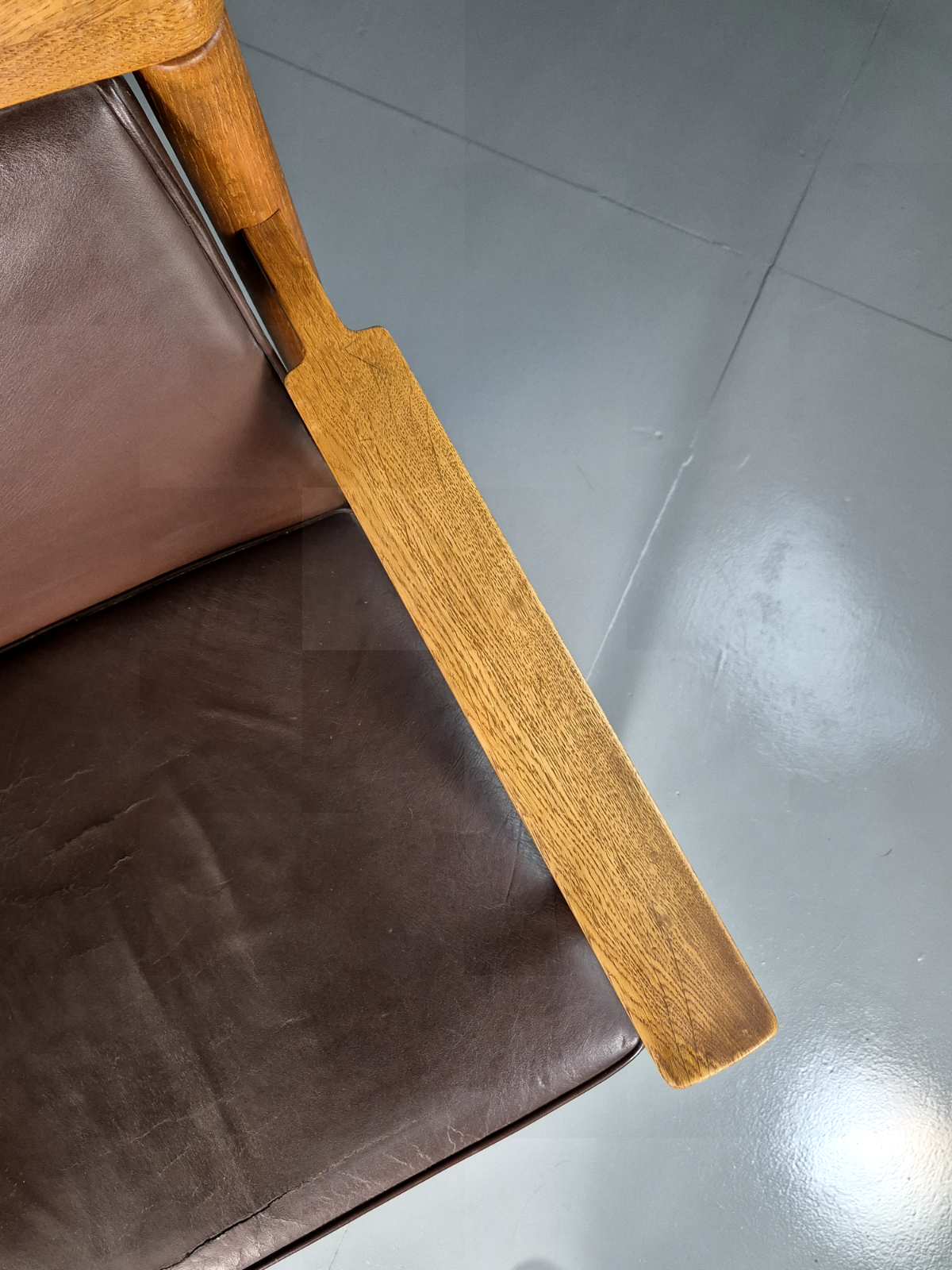 Vintage Scandinavian Elbow Chair Brown Leather Oak Frame Retro MCM EB7067 MNOR - UKDK FURNITURE