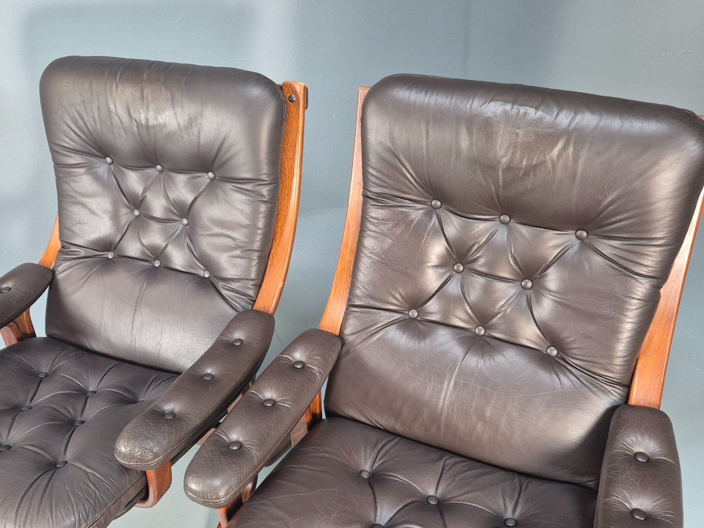 2 vintage Bentwood Leather `lounge Chairs Norway Jon Hjortdal 1970s EB9257 MBEN - UKDK FURNITURE